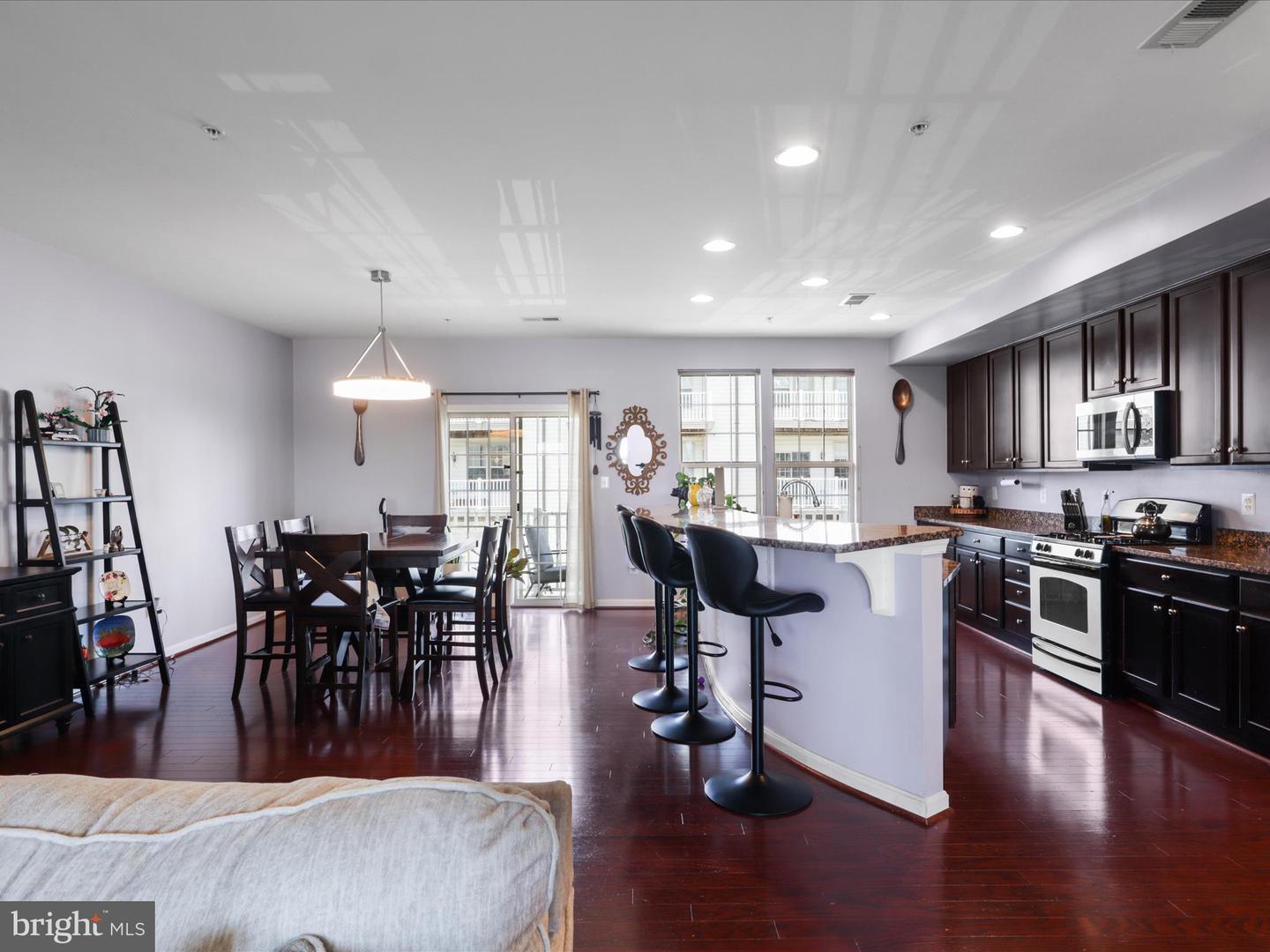 7770 CEDAR BRANCH DR, GAINESVILLE, Virginia 20155, 3 Bedrooms Bedrooms, ,2 BathroomsBathrooms,Residential,For sale,7770 CEDAR BRANCH DR,VAPW2099212 MLS # VAPW2099212
