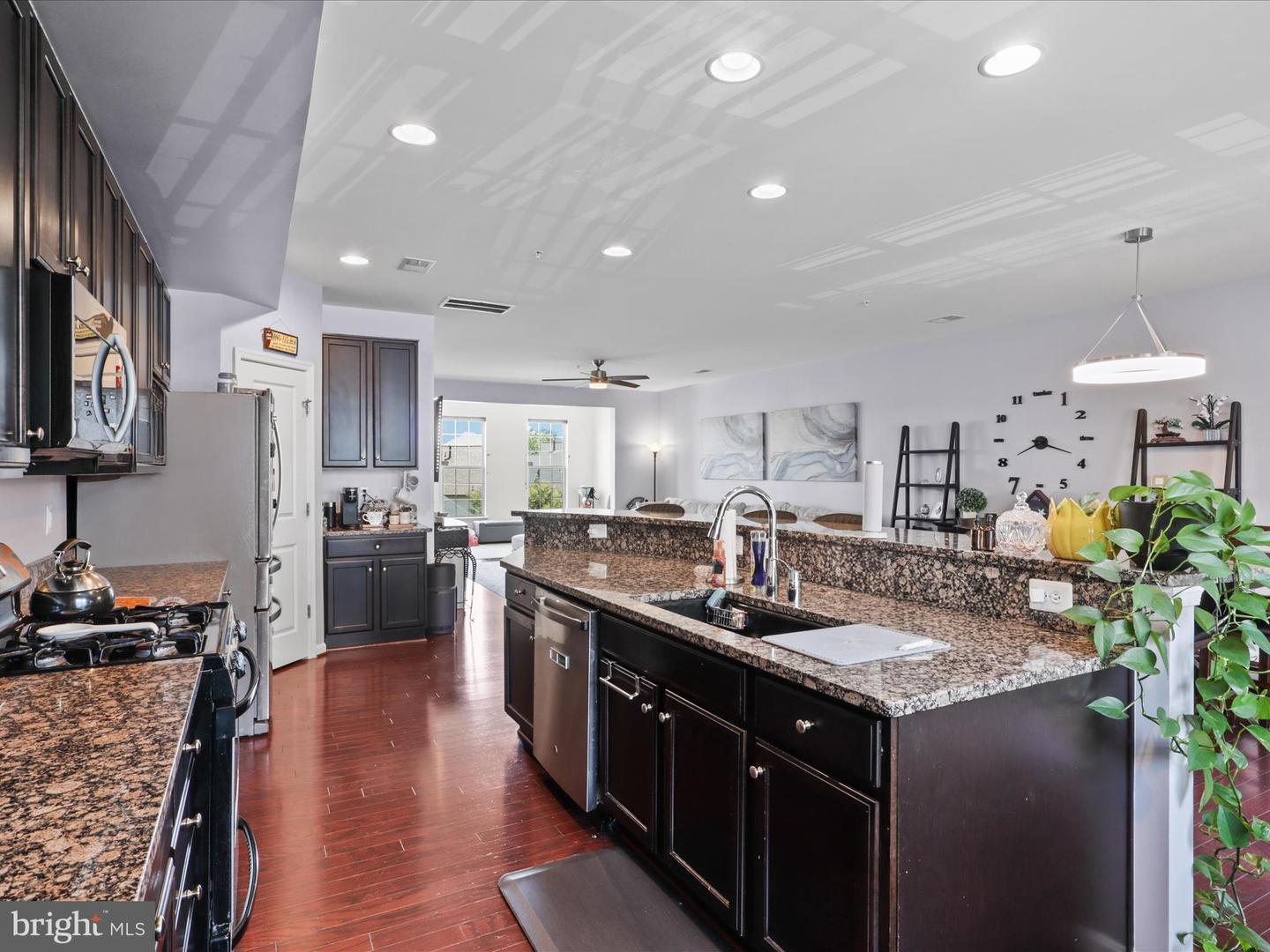 7770 CEDAR BRANCH DR, GAINESVILLE, Virginia 20155, 3 Bedrooms Bedrooms, ,2 BathroomsBathrooms,Residential,For sale,7770 CEDAR BRANCH DR,VAPW2099212 MLS # VAPW2099212