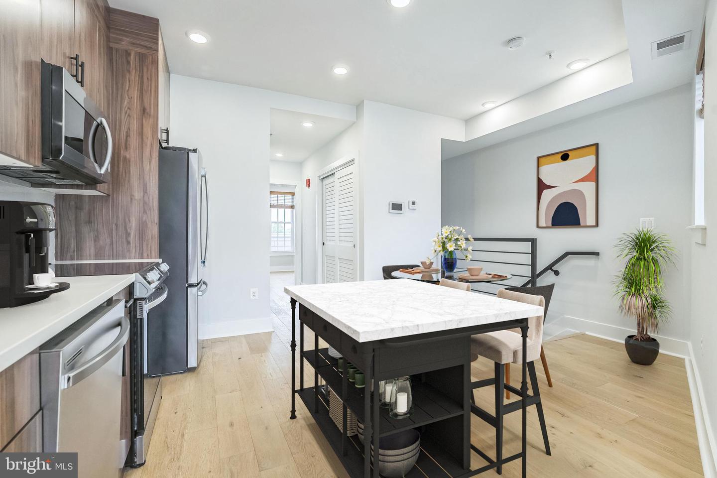 235 FLORIDA AVE NW #5, WASHINGTON, District Of Columbia 20001, 1 Bedroom Bedrooms, ,1 BathroomBathrooms,Residential,For sale,235 FLORIDA AVE NW #5,DCDC2210362 MLS # DCDC2210362