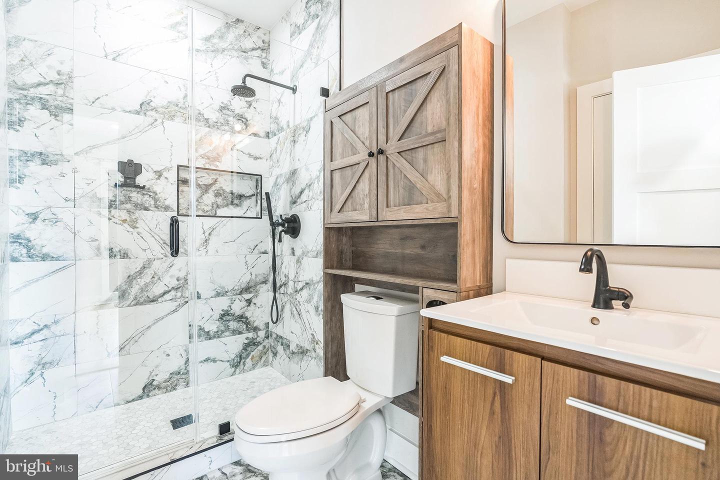 235 FLORIDA AVE NW #5, WASHINGTON, District Of Columbia 20001, 1 Bedroom Bedrooms, ,1 BathroomBathrooms,Residential,For sale,235 FLORIDA AVE NW #5,DCDC2210362 MLS # DCDC2210362