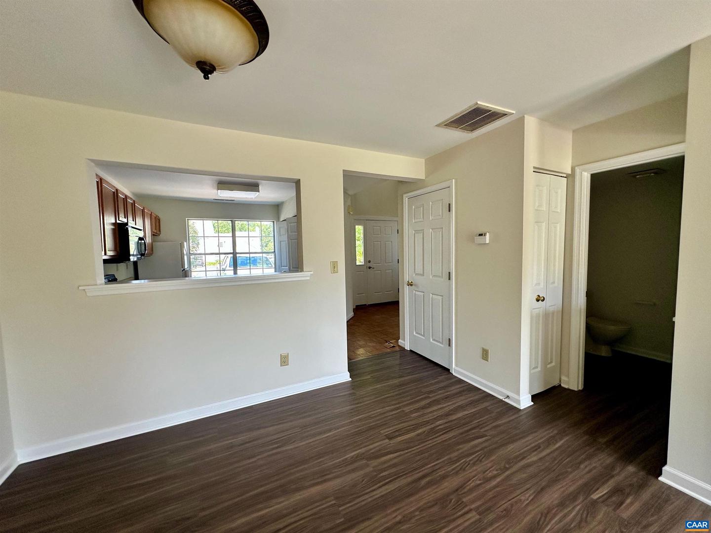 1375 LE PARC TER, CHARLOTTESVILLE, Virginia 22901, 2 Bedrooms Bedrooms, ,2 BathroomsBathrooms,Residential,For sale,1375 LE PARC TER,666736 MLS # 666736
