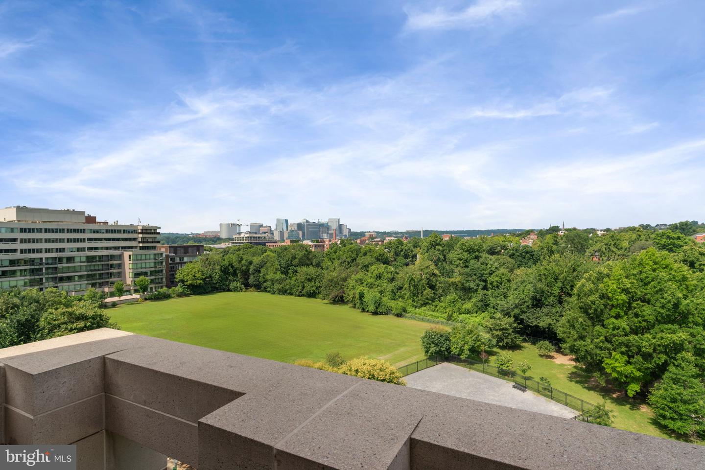 1275 25TH ST NW #710, WASHINGTON, District Of Columbia 20037, 2 Bedrooms Bedrooms, ,1 BathroomBathrooms,Residential,For sale,1275 25TH ST NW #710,DCDC2210372 MLS # DCDC2210372