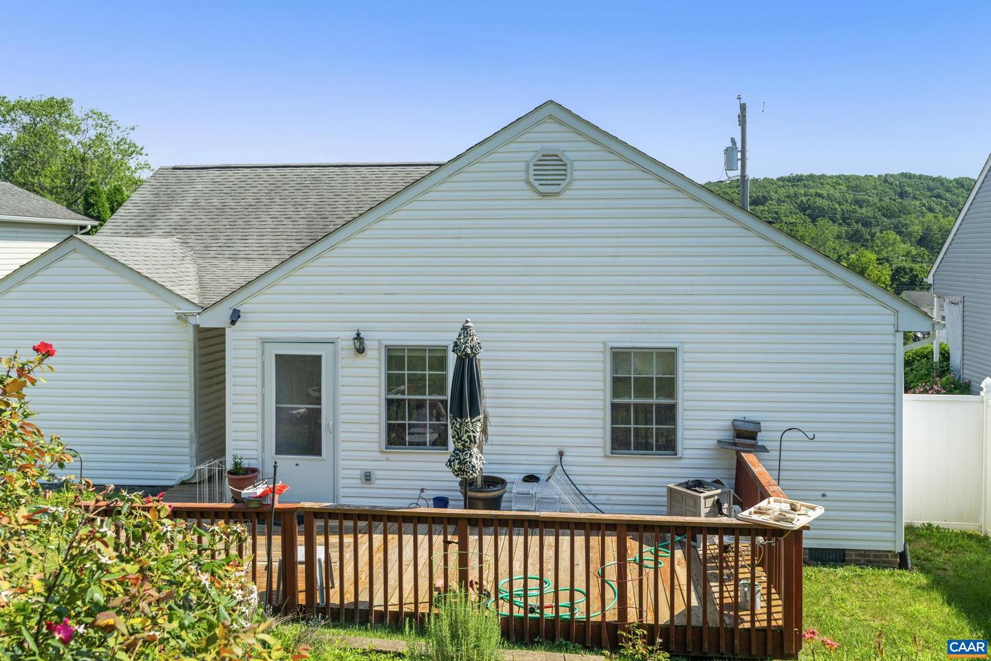 1314 3RD ST, WAYNESBORO, Virginia 22980, 2 Bedrooms Bedrooms, ,2 BathroomsBathrooms,Residential,For sale,1314 3RD ST,666751 MLS # 666751