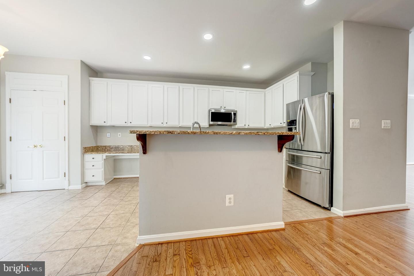 43122 FOREST EDGE SQ, ASHBURN, Virginia 20148, 3 Bedrooms Bedrooms, ,2 BathroomsBathrooms,Residential,For sale,43122 FOREST EDGE SQ,VALO2102140 MLS # VALO2102140