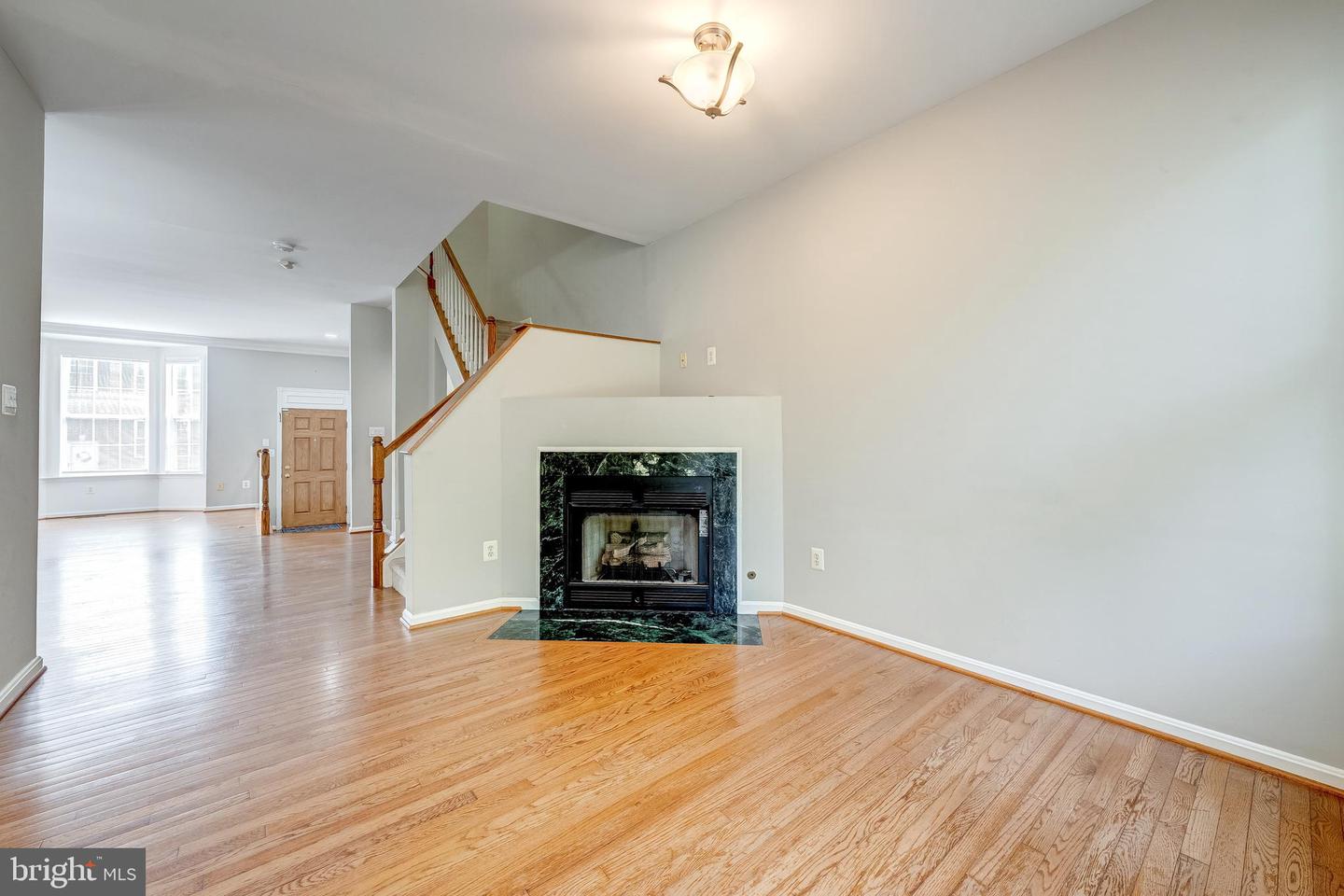 43122 FOREST EDGE SQ, ASHBURN, Virginia 20148, 3 Bedrooms Bedrooms, ,2 BathroomsBathrooms,Residential,For sale,43122 FOREST EDGE SQ,VALO2102140 MLS # VALO2102140