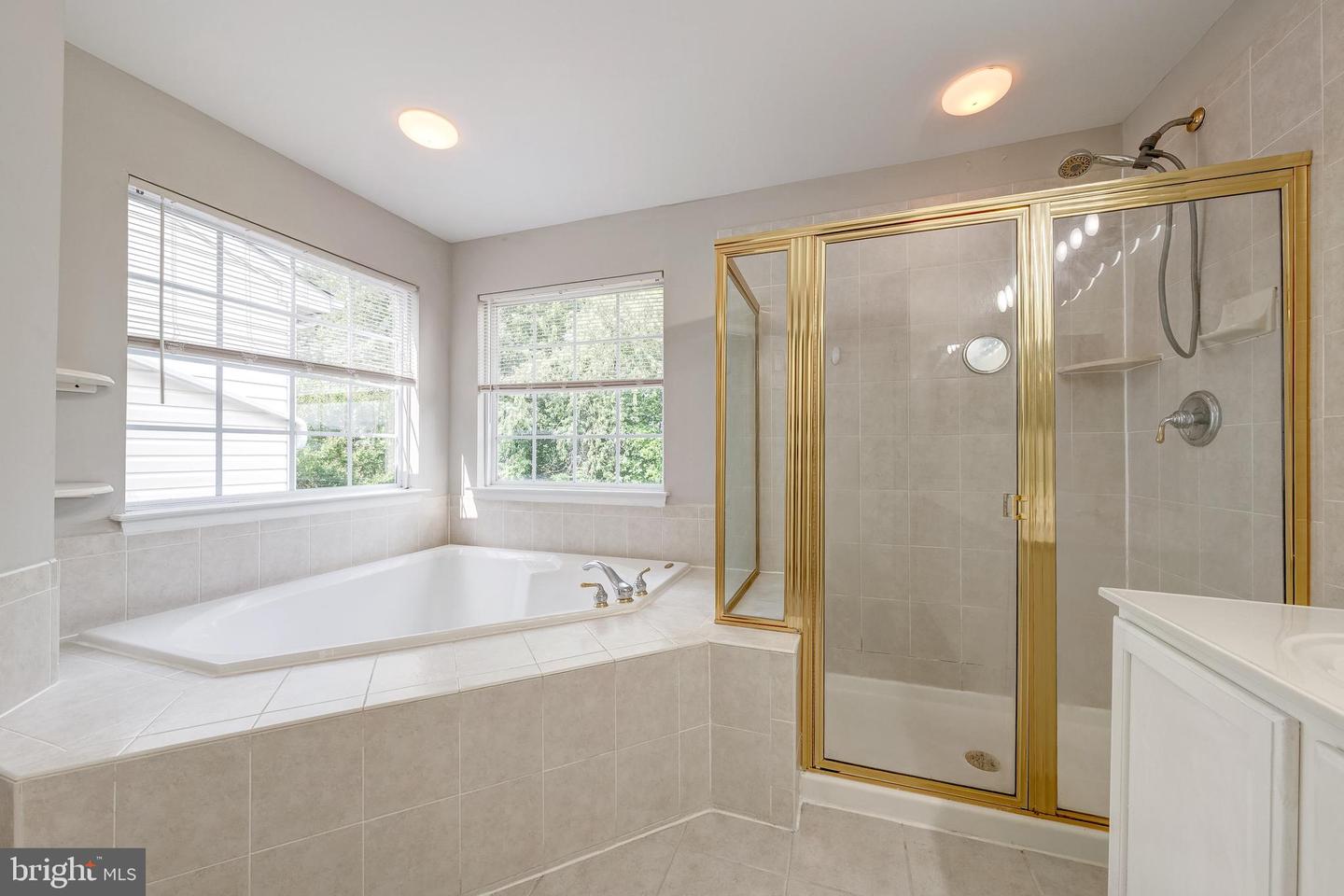 43122 FOREST EDGE SQ, ASHBURN, Virginia 20148, 3 Bedrooms Bedrooms, ,2 BathroomsBathrooms,Residential,For sale,43122 FOREST EDGE SQ,VALO2102140 MLS # VALO2102140