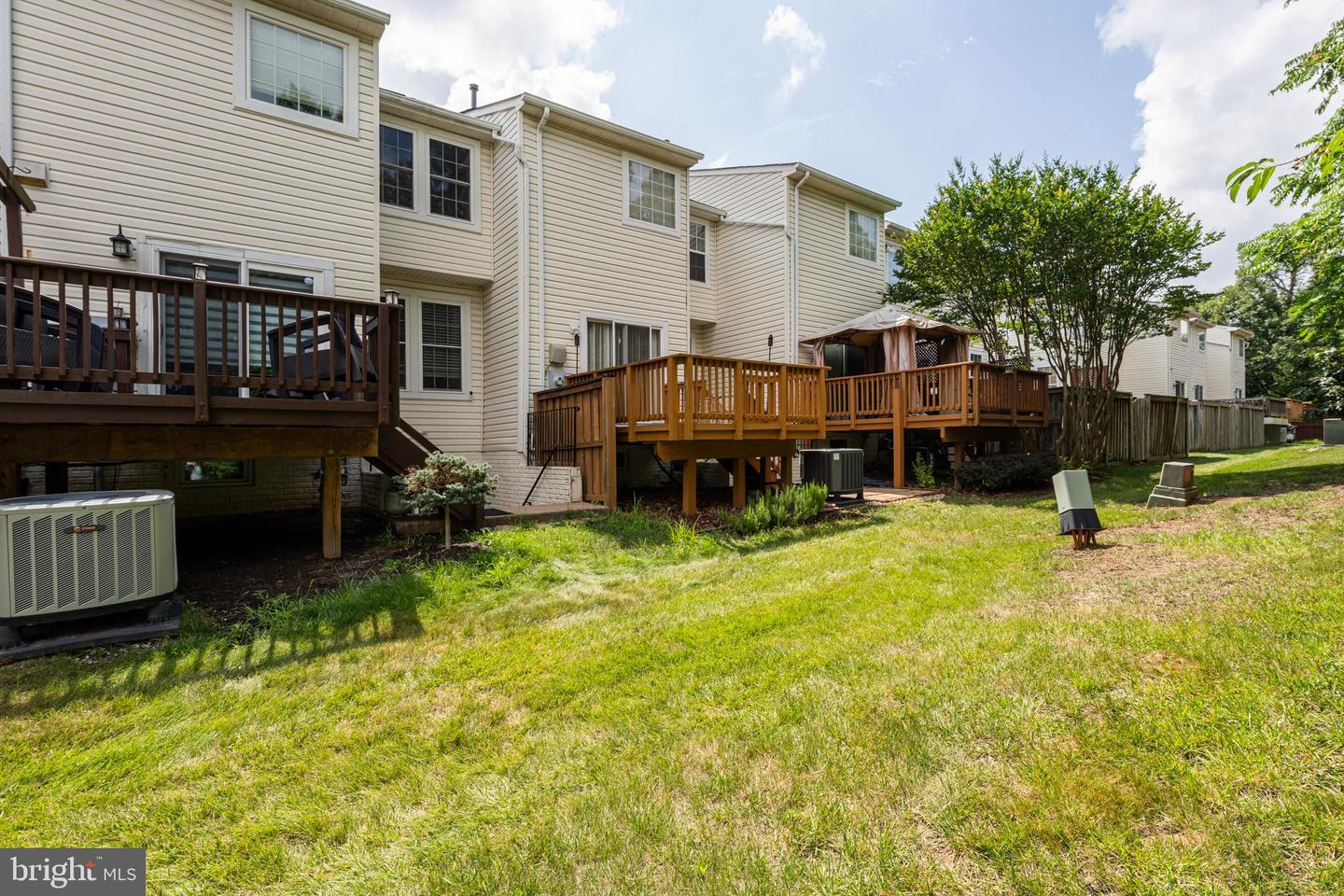 43122 FOREST EDGE SQ, ASHBURN, Virginia 20148, 3 Bedrooms Bedrooms, ,2 BathroomsBathrooms,Residential,For sale,43122 FOREST EDGE SQ,VALO2102140 MLS # VALO2102140