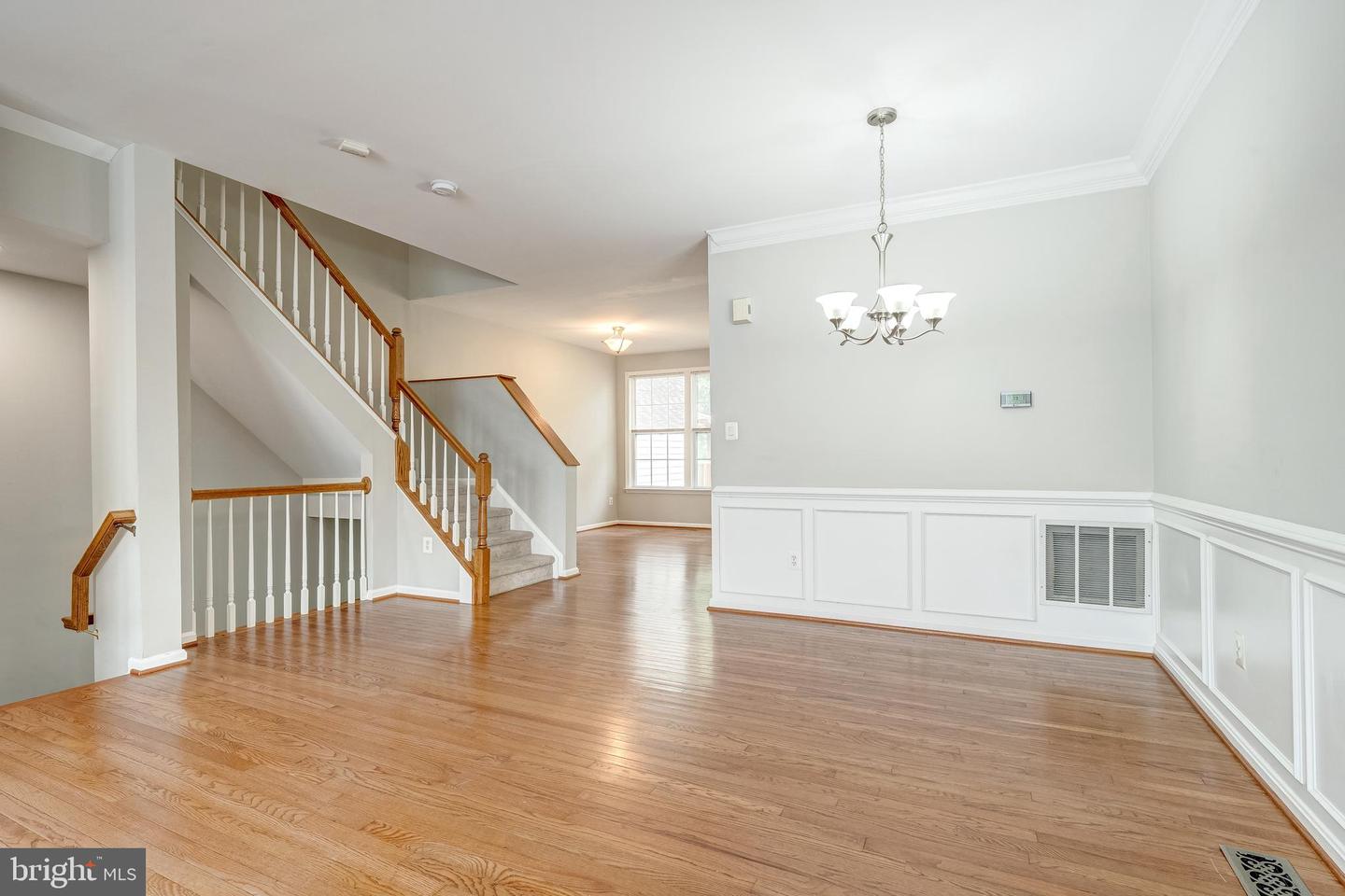 43122 FOREST EDGE SQ, ASHBURN, Virginia 20148, 3 Bedrooms Bedrooms, ,2 BathroomsBathrooms,Residential,For sale,43122 FOREST EDGE SQ,VALO2102140 MLS # VALO2102140