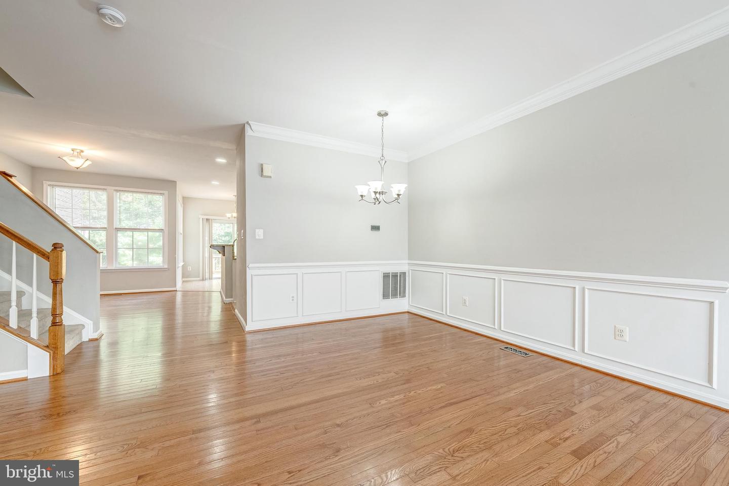 43122 FOREST EDGE SQ, ASHBURN, Virginia 20148, 3 Bedrooms Bedrooms, ,2 BathroomsBathrooms,Residential,For sale,43122 FOREST EDGE SQ,VALO2102140 MLS # VALO2102140