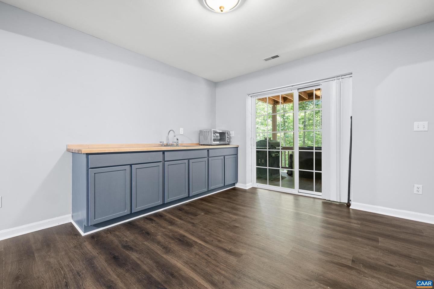 8 RIVERSIDE DR, PALMYRA, Virginia 22963, 4 Bedrooms Bedrooms, ,3 BathroomsBathrooms,Residential,For sale,8 RIVERSIDE DR,666758 MLS # 666758