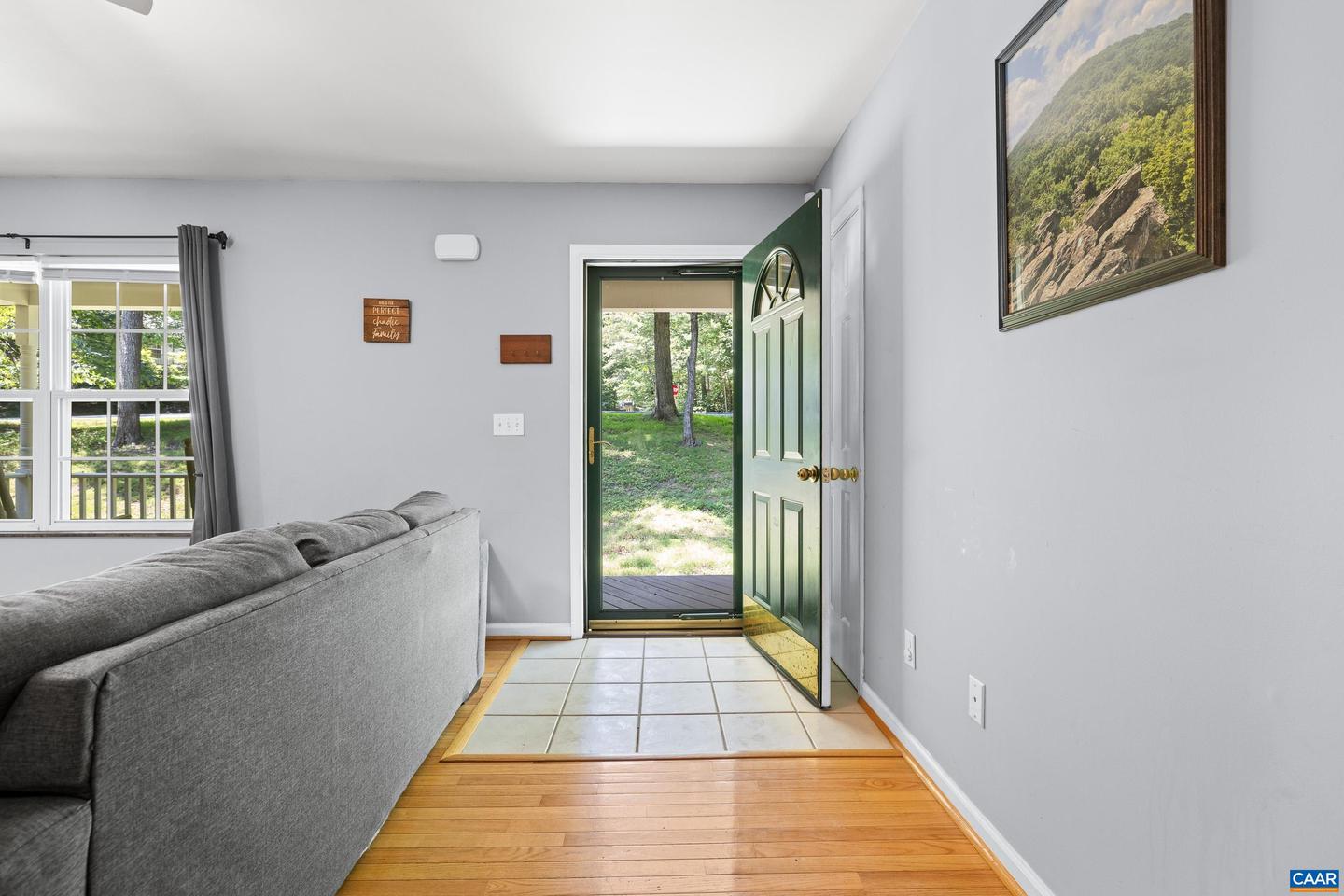 8 RIVERSIDE DR, PALMYRA, Virginia 22963, 4 Bedrooms Bedrooms, ,3 BathroomsBathrooms,Residential,For sale,8 RIVERSIDE DR,666758 MLS # 666758