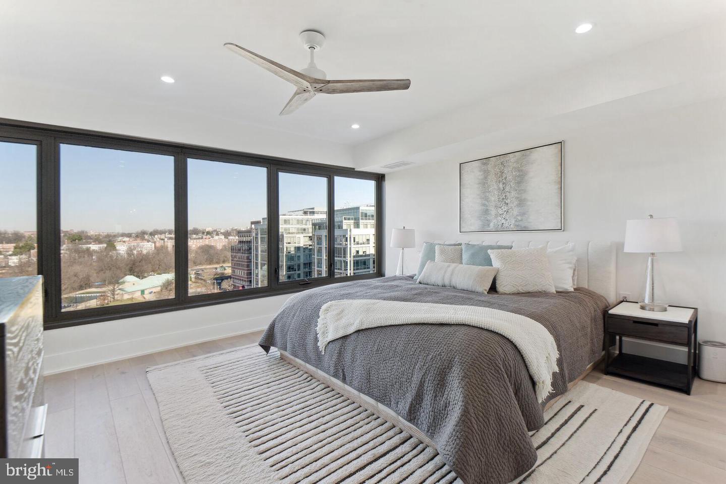 2501 M ST NW #701, WASHINGTON, District Of Columbia 20037, 2 Bedrooms Bedrooms, ,2 BathroomsBathrooms,Residential,For sale,2501 M ST NW #701,DCDC2210386 MLS # DCDC2210386