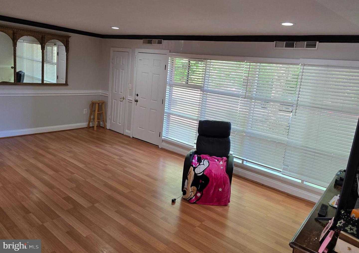 5035 AMERICANA DR, ANNANDALE, Virginia 22003, 4 Bedrooms Bedrooms, ,2 BathroomsBathrooms,Residential,For sale,5035 AMERICANA DR,VAFX2255524 MLS # VAFX2255524