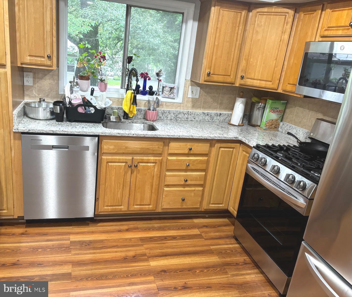 5035 AMERICANA DR, ANNANDALE, Virginia 22003, 4 Bedrooms Bedrooms, ,2 BathroomsBathrooms,Residential,For sale,5035 AMERICANA DR,VAFX2255524 MLS # VAFX2255524