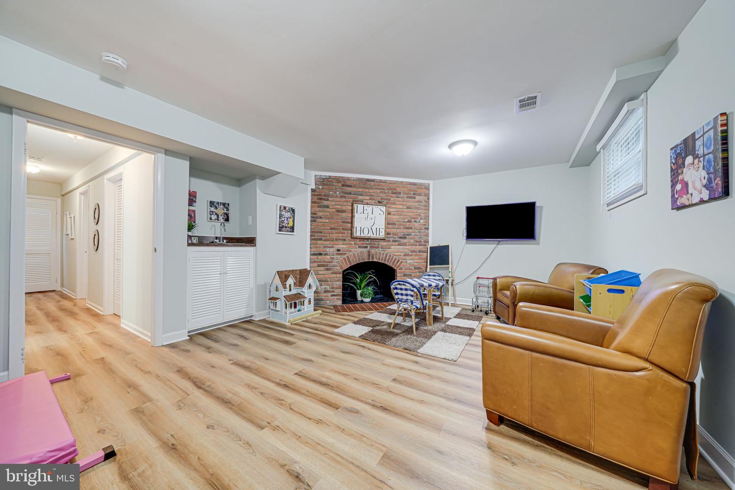 1146 WIMBLEDON DR, MCLEAN, Virginia 22101, 4 Bedrooms Bedrooms, ,2 BathroomsBathrooms,Residential,For sale,1146 WIMBLEDON DR,VAFX2225772 MLS # VAFX2225772