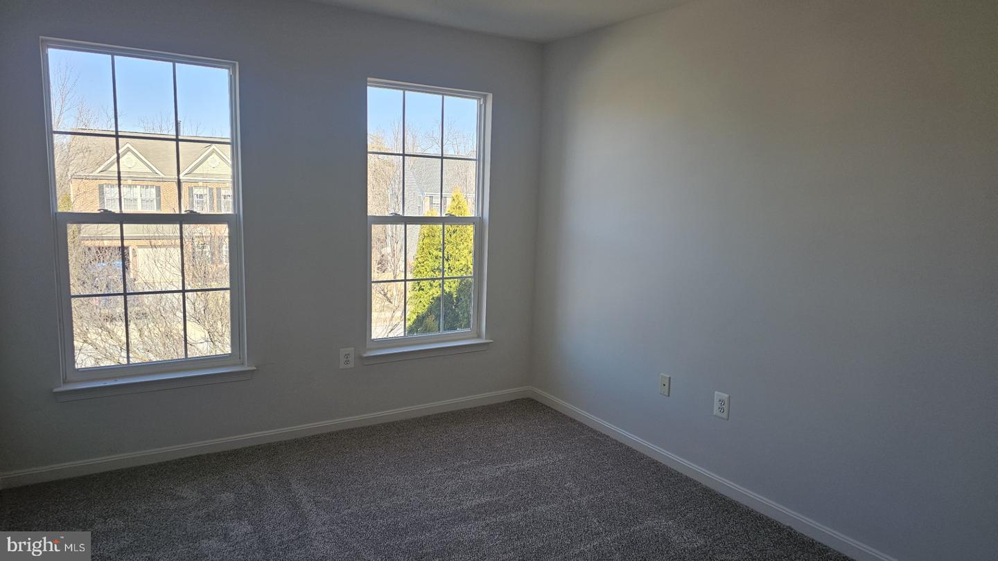 233 MACKENZIE LN, STEPHENSON, Virginia 22656, 5 Bedrooms Bedrooms, ,2 BathroomsBathrooms,Residential,For sale,233 MACKENZIE LN,VAFV2026728 MLS # VAFV2026728