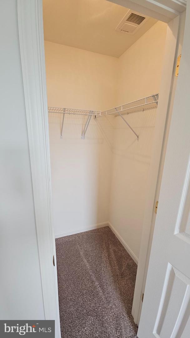 233 MACKENZIE LN, STEPHENSON, Virginia 22656, 5 Bedrooms Bedrooms, ,2 BathroomsBathrooms,Residential,For sale,233 MACKENZIE LN,VAFV2026728 MLS # VAFV2026728