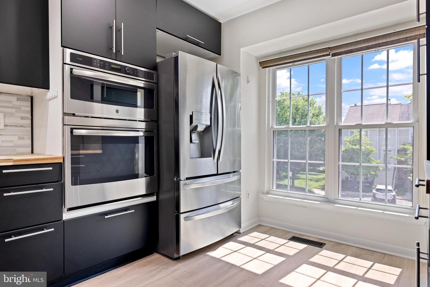 45599 WHITCOMB SQ, STERLING, Virginia 20166, 4 Bedrooms Bedrooms, 11 Rooms Rooms,3 BathroomsBathrooms,Residential,For sale,45599 WHITCOMB SQ,VALO2092998 MLS # VALO2092998