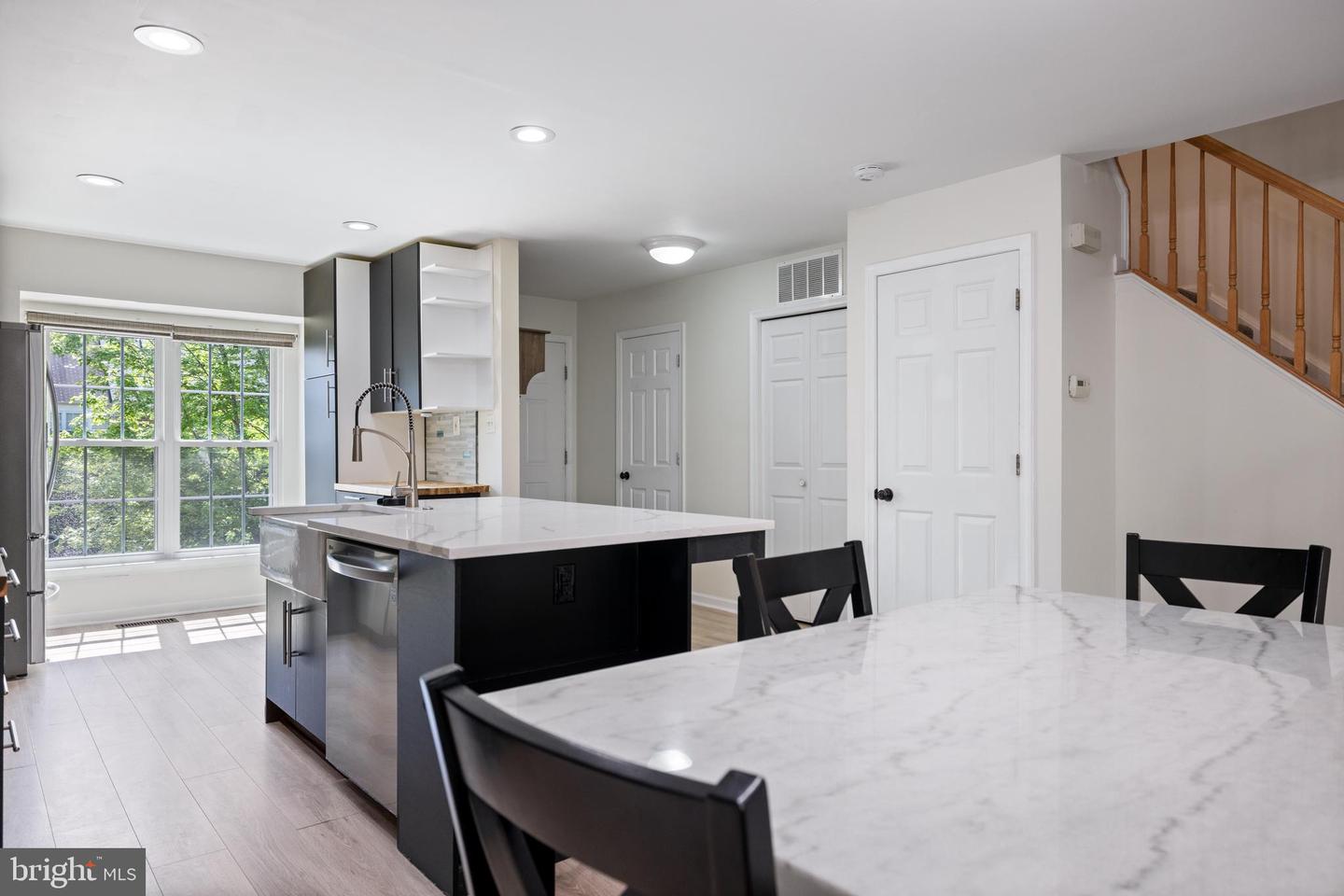 45599 WHITCOMB SQ, STERLING, Virginia 20166, 4 Bedrooms Bedrooms, 11 Rooms Rooms,3 BathroomsBathrooms,Residential,For sale,45599 WHITCOMB SQ,VALO2092998 MLS # VALO2092998