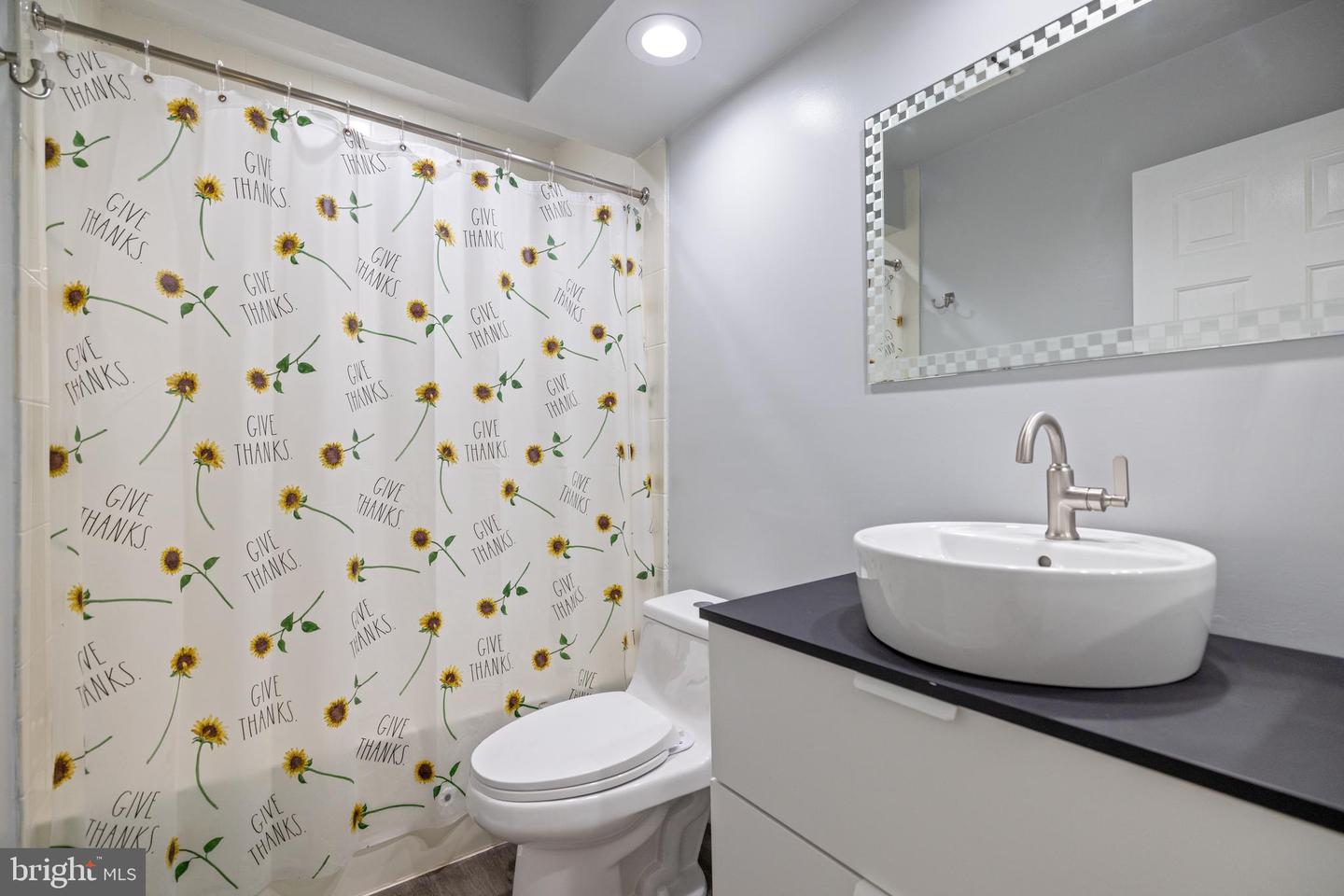 45599 WHITCOMB SQ, STERLING, Virginia 20166, 4 Bedrooms Bedrooms, 11 Rooms Rooms,3 BathroomsBathrooms,Residential,For sale,45599 WHITCOMB SQ,VALO2092998 MLS # VALO2092998