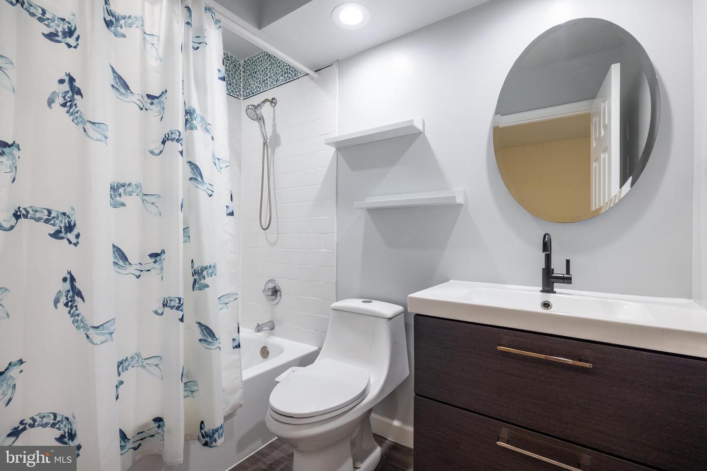 45599 WHITCOMB SQ, STERLING, Virginia 20166, 4 Bedrooms Bedrooms, 11 Rooms Rooms,3 BathroomsBathrooms,Residential,For sale,45599 WHITCOMB SQ,VALO2092998 MLS # VALO2092998