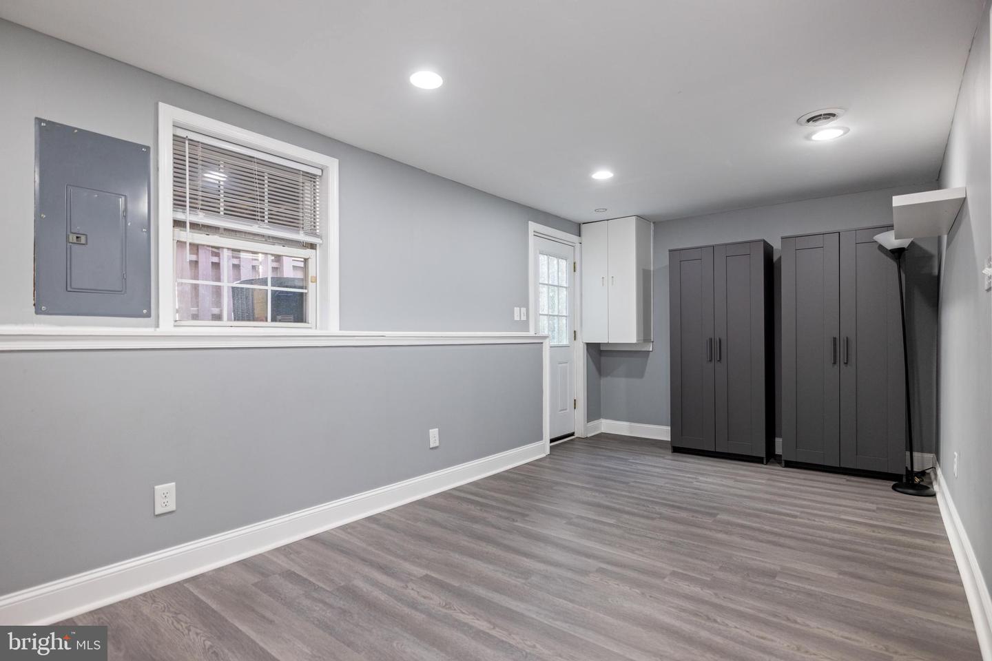 45599 WHITCOMB SQ, STERLING, Virginia 20166, 4 Bedrooms Bedrooms, 11 Rooms Rooms,3 BathroomsBathrooms,Residential,For sale,45599 WHITCOMB SQ,VALO2092998 MLS # VALO2092998