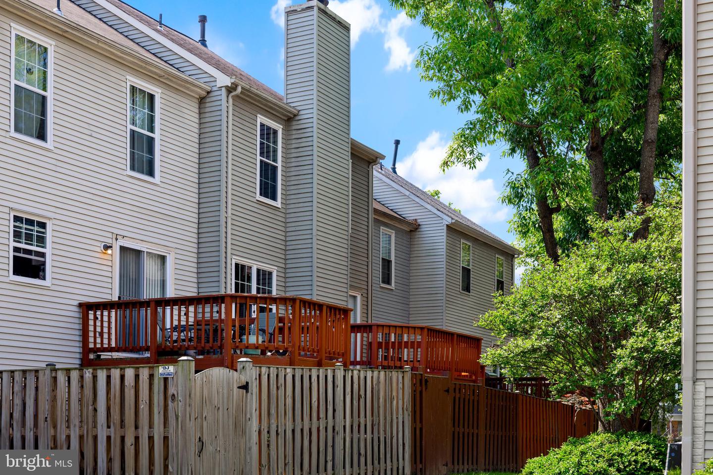 45599 WHITCOMB SQ, STERLING, Virginia 20166, 4 Bedrooms Bedrooms, 11 Rooms Rooms,3 BathroomsBathrooms,Residential,For sale,45599 WHITCOMB SQ,VALO2092998 MLS # VALO2092998