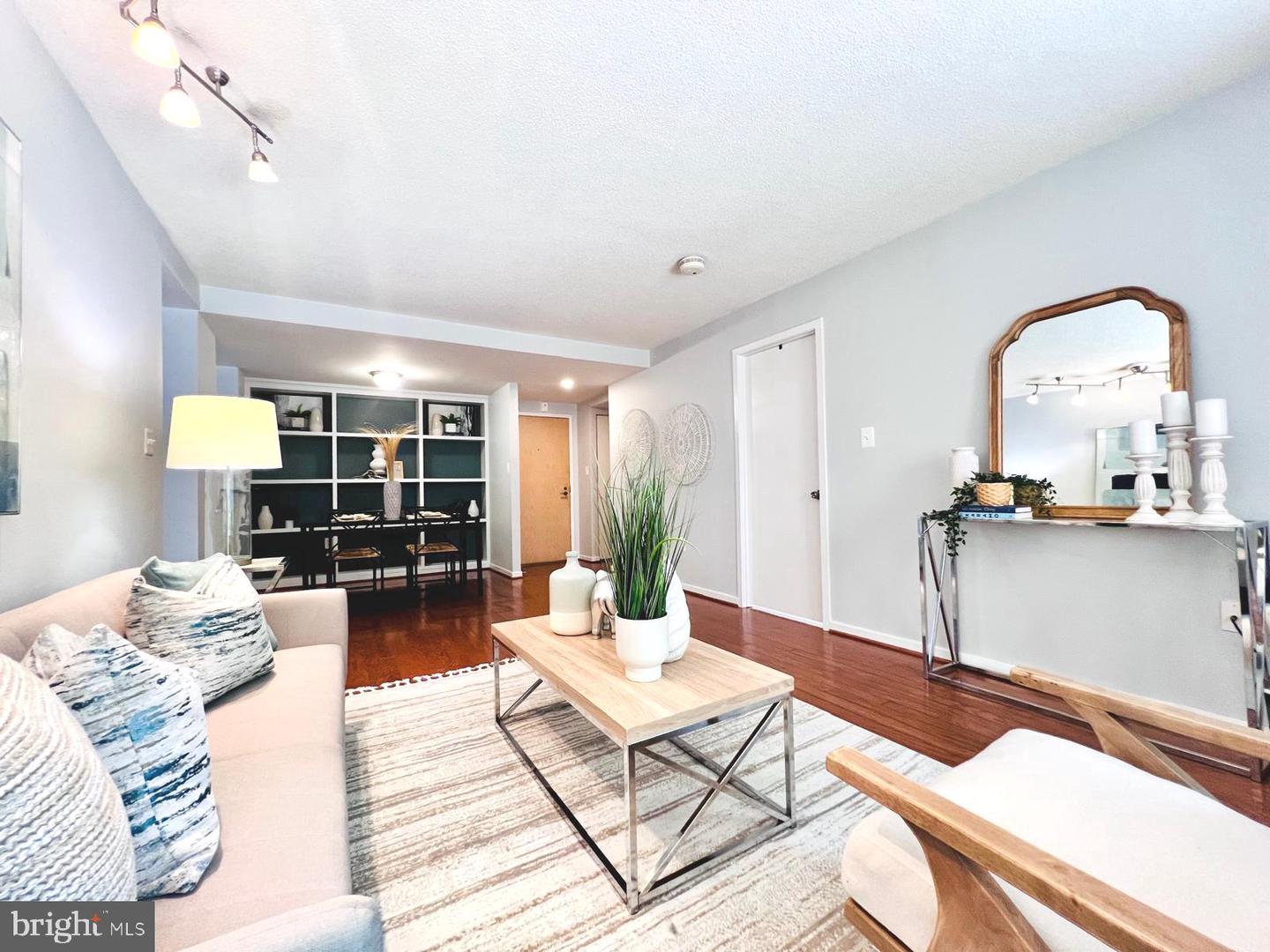 2111 WISCONSIN AVE NW #110, WASHINGTON, District Of Columbia 20007, 1 Bedroom Bedrooms, 3 Rooms Rooms,1 BathroomBathrooms,Residential,For sale,2111 WISCONSIN AVE NW #110,DCDC2197308 MLS # DCDC2197308