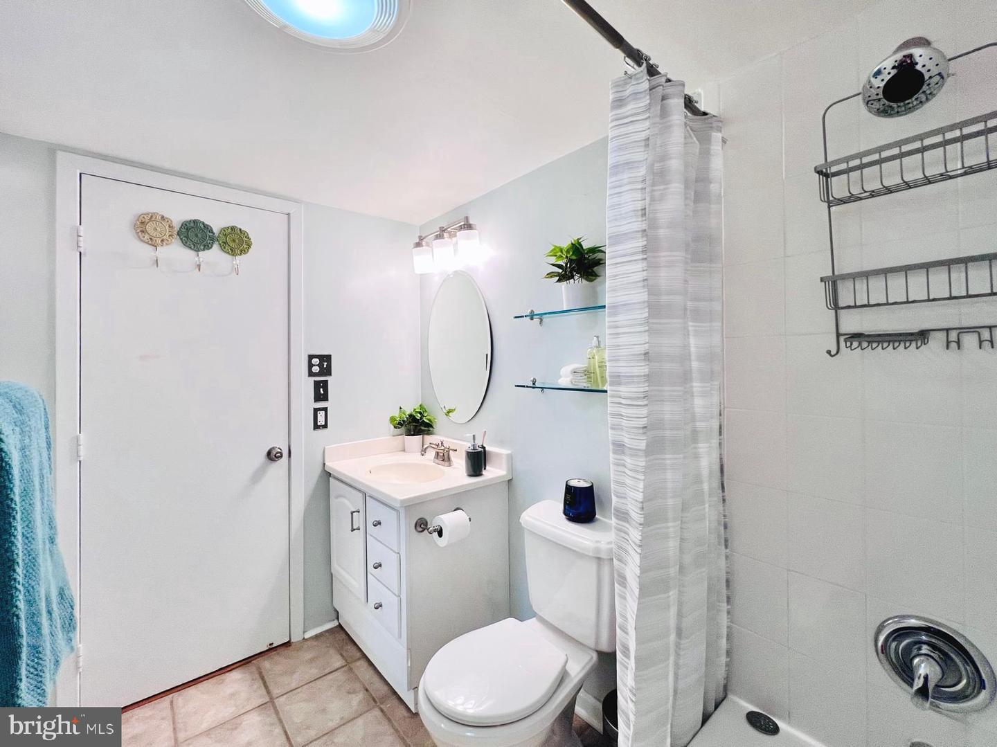 2111 WISCONSIN AVE NW #110, WASHINGTON, District Of Columbia 20007, 1 Bedroom Bedrooms, 3 Rooms Rooms,1 BathroomBathrooms,Residential,For sale,2111 WISCONSIN AVE NW #110,DCDC2197308 MLS # DCDC2197308