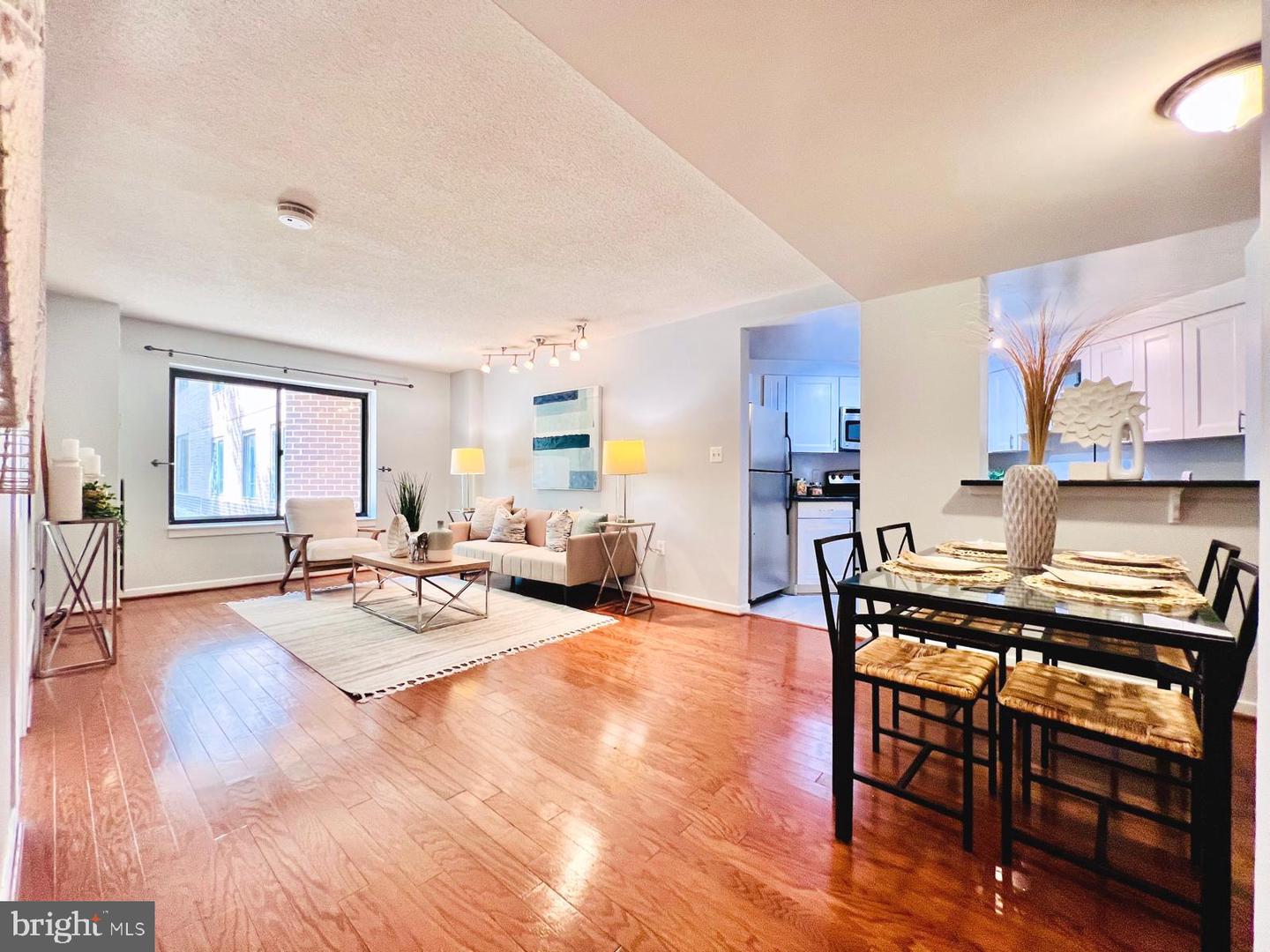 2111 WISCONSIN AVE NW #110, WASHINGTON, District Of Columbia 20007, 1 Bedroom Bedrooms, 3 Rooms Rooms,1 BathroomBathrooms,Residential,For sale,2111 WISCONSIN AVE NW #110,DCDC2197308 MLS # DCDC2197308