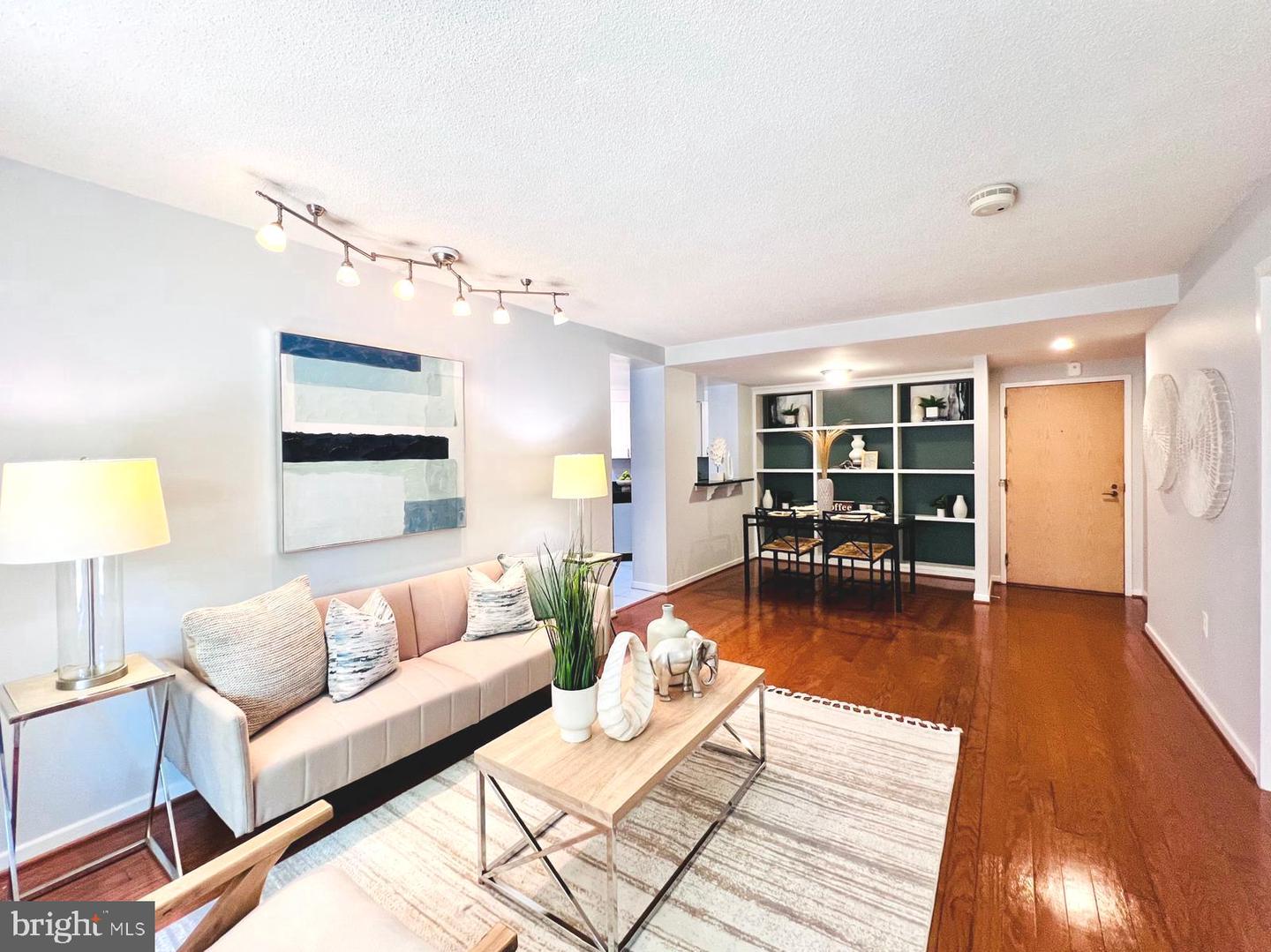 2111 WISCONSIN AVE NW #110, WASHINGTON, District Of Columbia 20007, 1 Bedroom Bedrooms, 3 Rooms Rooms,1 BathroomBathrooms,Residential,For sale,2111 WISCONSIN AVE NW #110,DCDC2197308 MLS # DCDC2197308