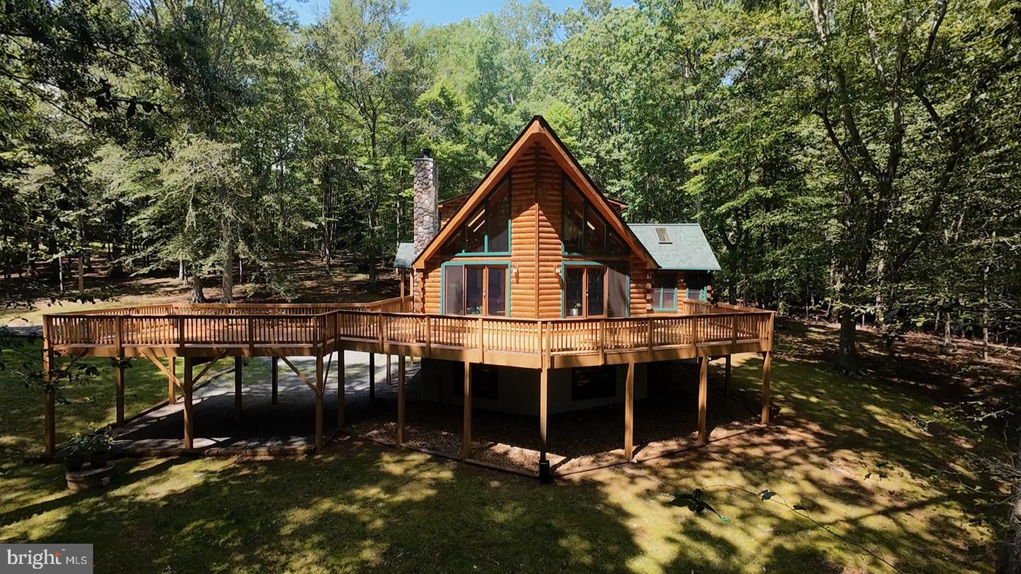 16091 GOSSUM CT, HAYMARKET, Virginia 20169, 4 Bedrooms Bedrooms, ,3 BathroomsBathrooms,Residential,For sale,16091 GOSSUM CT,VAPW2093558 MLS # VAPW2093558