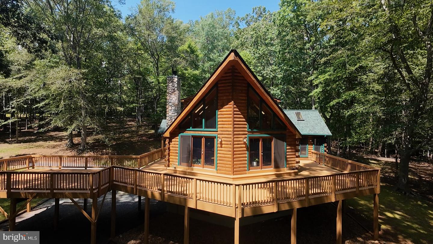 16091 GOSSUM CT, HAYMARKET, Virginia 20169, 4 Bedrooms Bedrooms, ,3 BathroomsBathrooms,Residential,For sale,16091 GOSSUM CT,VAPW2093558 MLS # VAPW2093558