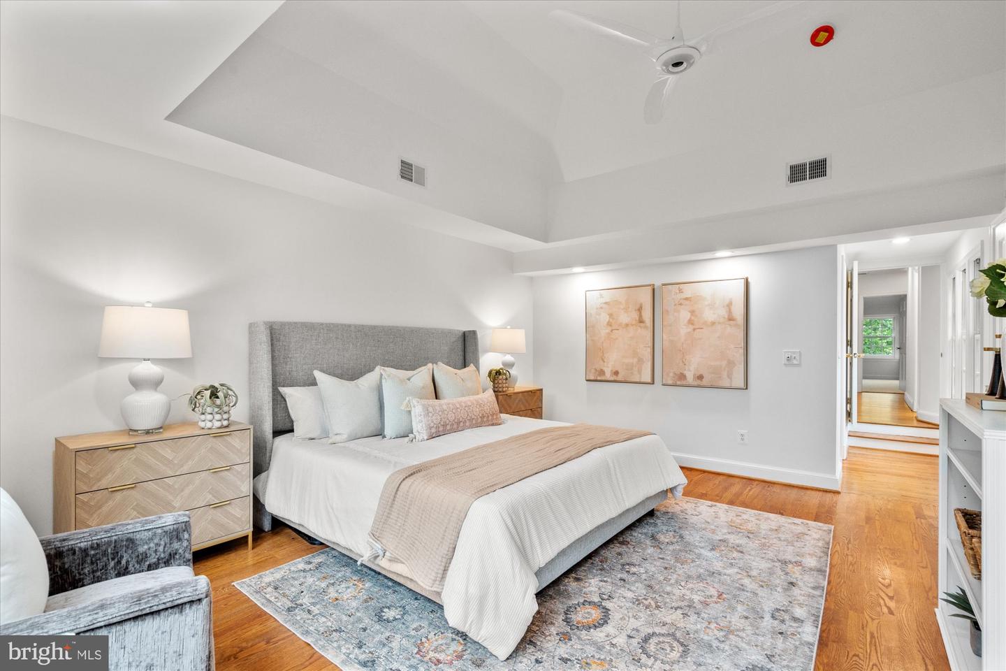 918 S SAINT ASAPH ST, ALEXANDRIA, Virginia 22314, 2 Bedrooms Bedrooms, 8 Rooms Rooms,3 BathroomsBathrooms,Residential,For sale,918 S SAINT ASAPH ST,VAAX2045120 MLS # VAAX2045120