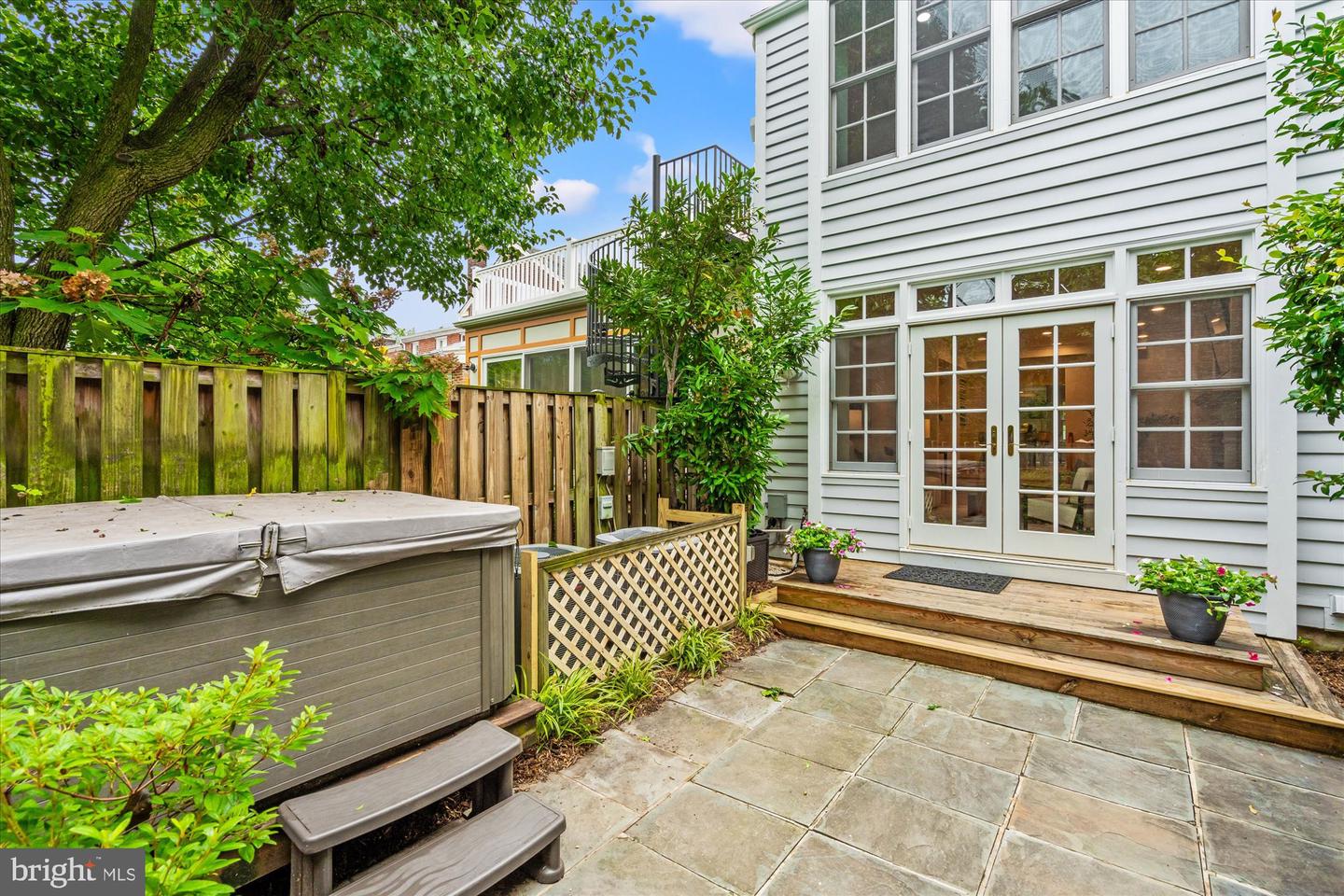918 S SAINT ASAPH ST, ALEXANDRIA, Virginia 22314, 2 Bedrooms Bedrooms, 8 Rooms Rooms,3 BathroomsBathrooms,Residential,For sale,918 S SAINT ASAPH ST,VAAX2045120 MLS # VAAX2045120