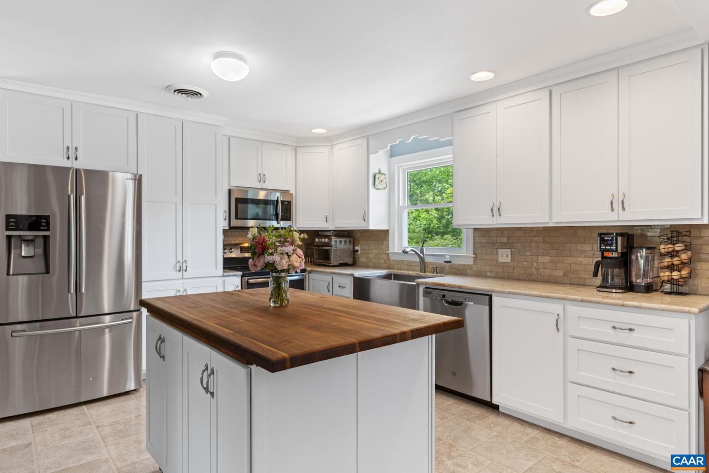 102 BOLLINGBROOK DR, CHARLOTTESVILLE, Virginia 22911, 3 Bedrooms Bedrooms, ,3 BathroomsBathrooms,Residential,For sale,102 BOLLINGBROOK DR,664326 MLS # 664326