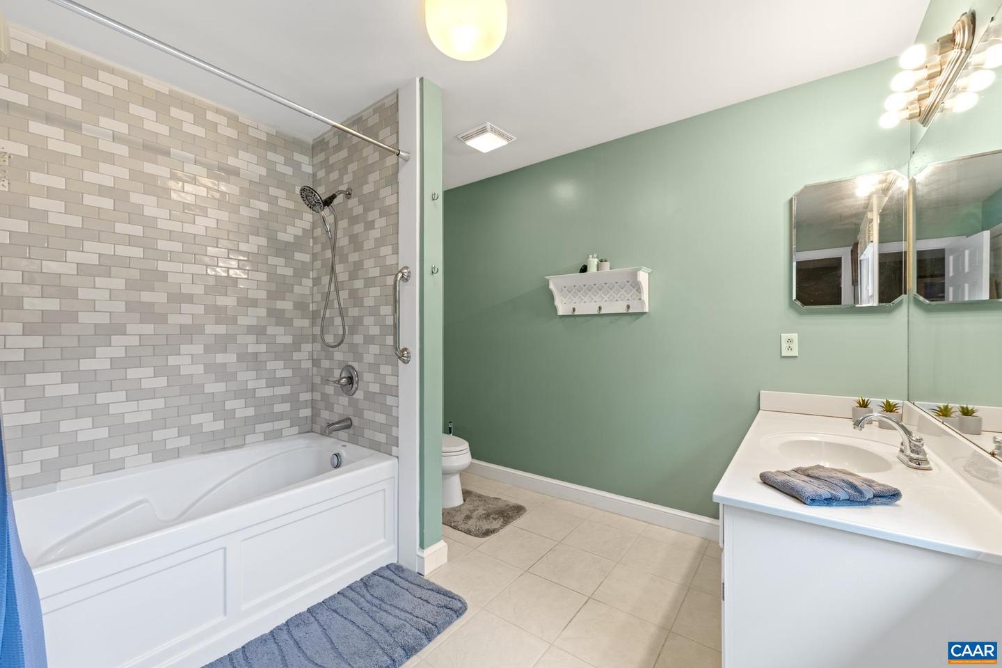 102 BOLLINGBROOK DR, CHARLOTTESVILLE, Virginia 22911, 3 Bedrooms Bedrooms, ,3 BathroomsBathrooms,Residential,For sale,102 BOLLINGBROOK DR,664326 MLS # 664326