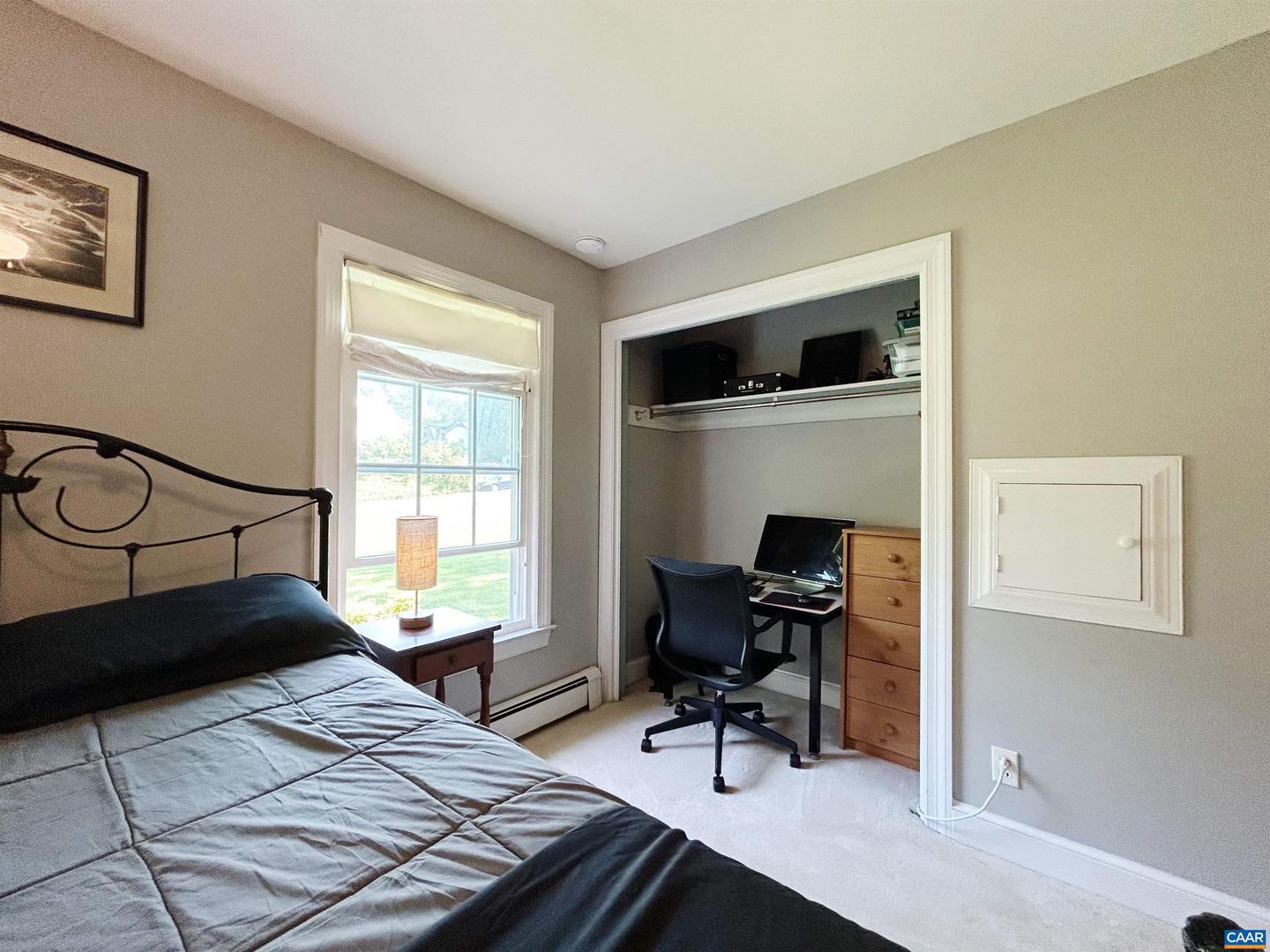 102 BOLLINGBROOK DR, CHARLOTTESVILLE, Virginia 22911, 3 Bedrooms Bedrooms, ,3 BathroomsBathrooms,Residential,For sale,102 BOLLINGBROOK DR,664326 MLS # 664326