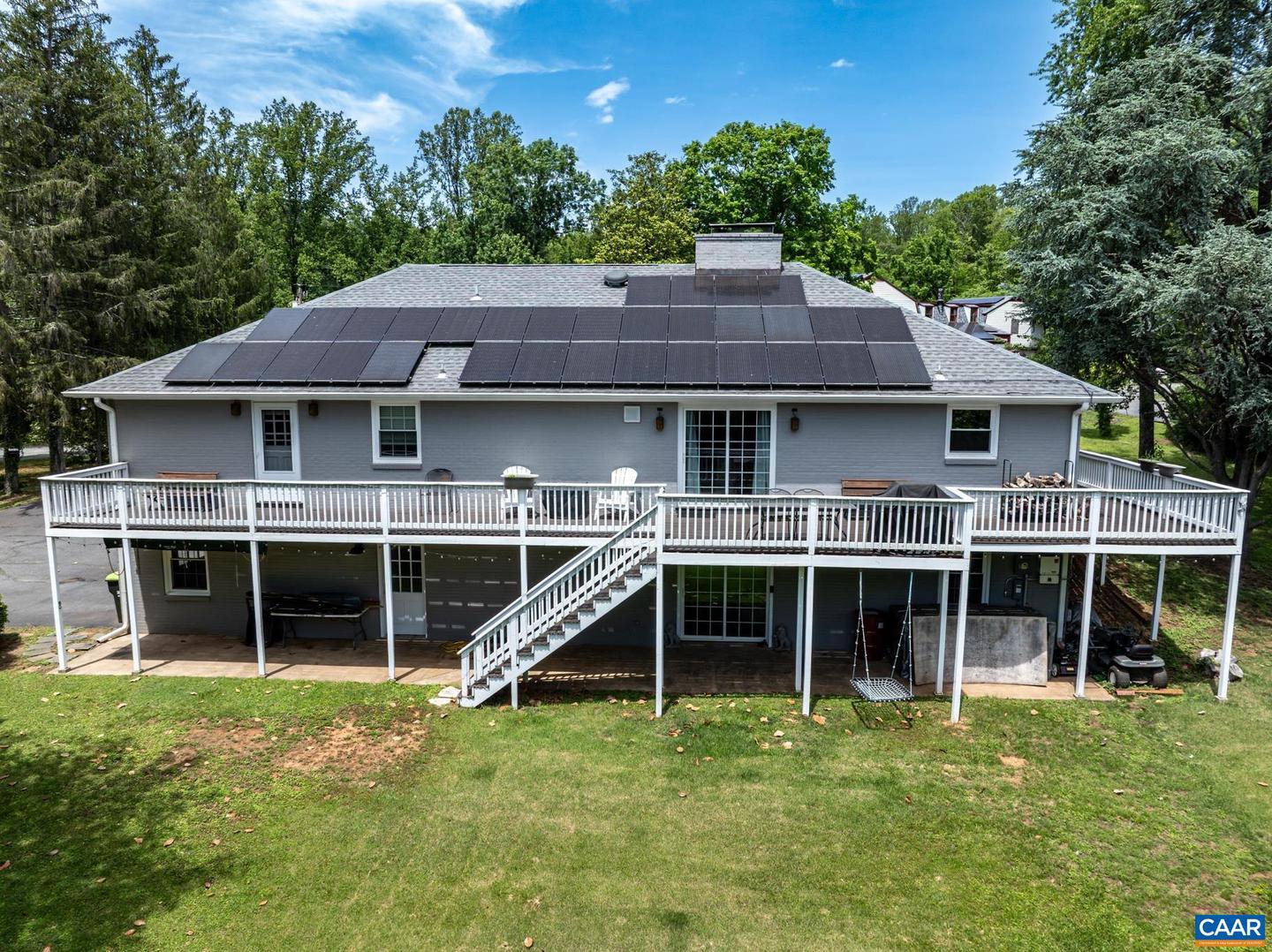 102 BOLLINGBROOK DR, CHARLOTTESVILLE, Virginia 22911, 3 Bedrooms Bedrooms, ,3 BathroomsBathrooms,Residential,For sale,102 BOLLINGBROOK DR,664326 MLS # 664326