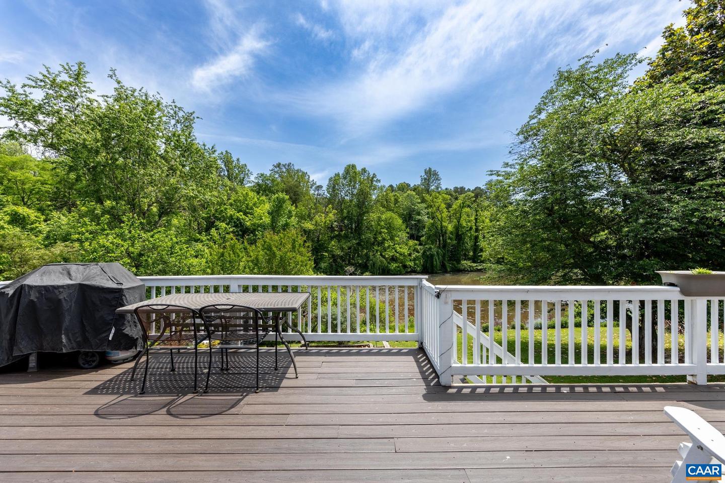 102 BOLLINGBROOK DR, CHARLOTTESVILLE, Virginia 22911, 3 Bedrooms Bedrooms, ,3 BathroomsBathrooms,Residential,For sale,102 BOLLINGBROOK DR,664326 MLS # 664326