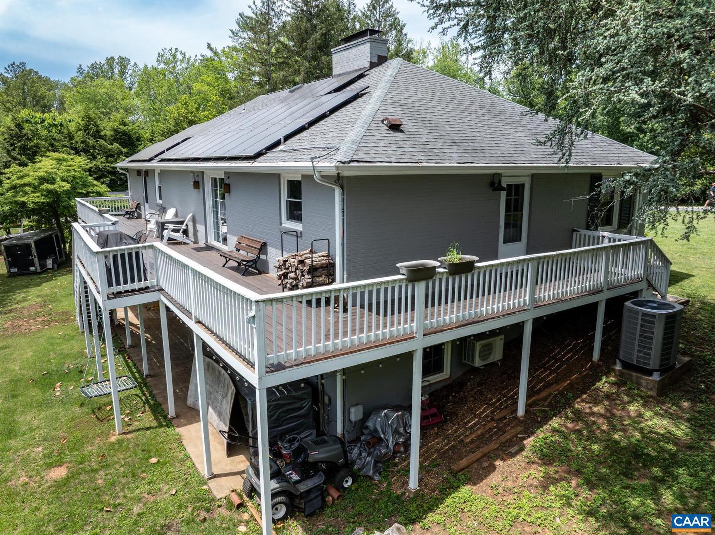 102 BOLLINGBROOK DR, CHARLOTTESVILLE, Virginia 22911, 3 Bedrooms Bedrooms, ,3 BathroomsBathrooms,Residential,For sale,102 BOLLINGBROOK DR,664326 MLS # 664326