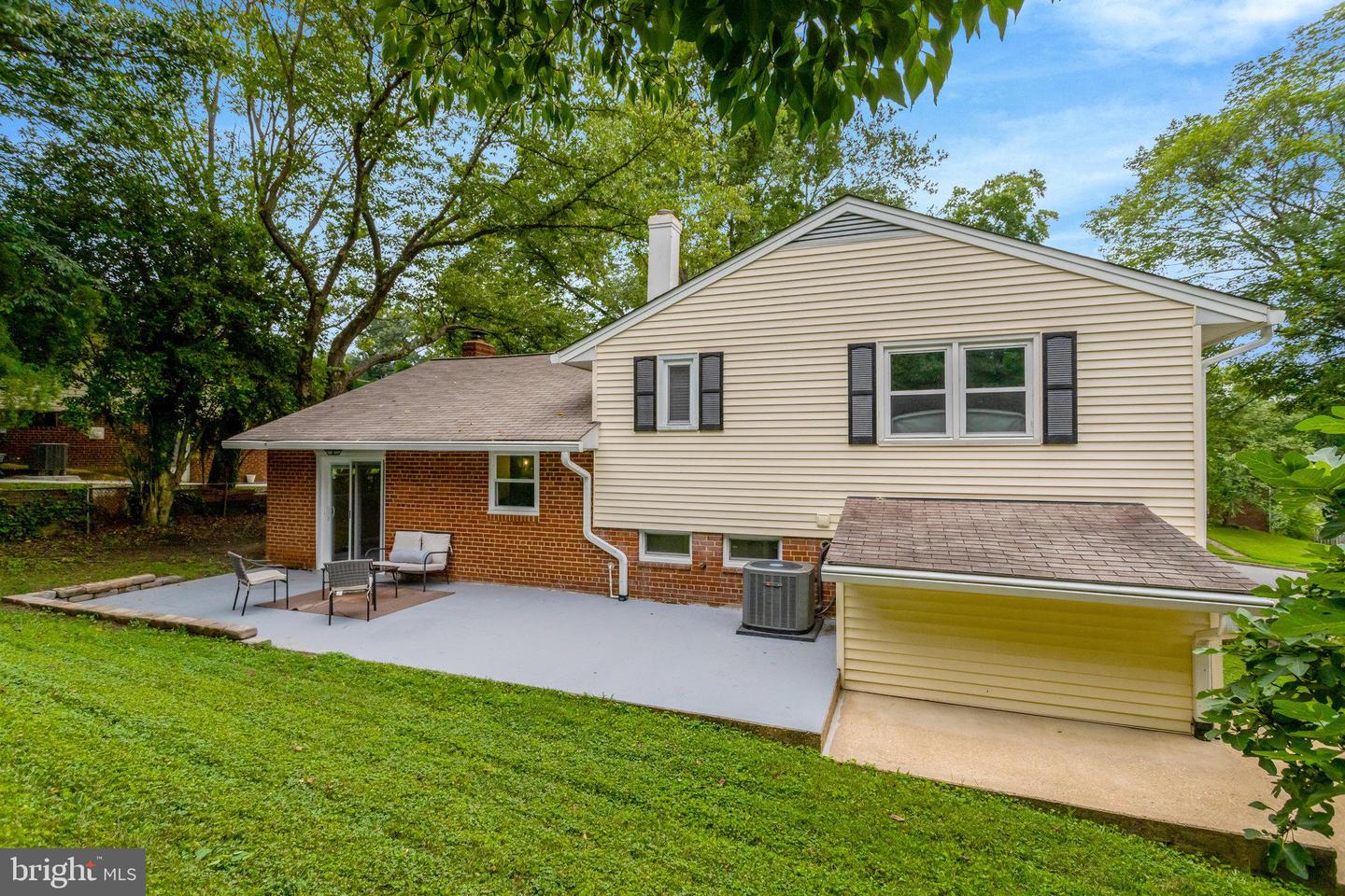 7507 MENDOTA PL, SPRINGFIELD, Virginia 22150, 4 Bedrooms Bedrooms, ,2 BathroomsBathrooms,Residential,For sale,7507 MENDOTA PL,VAFX2241042 MLS # VAFX2241042