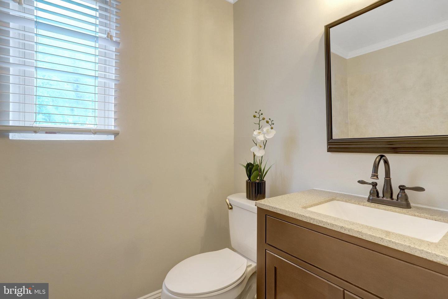 7507 MENDOTA PL, SPRINGFIELD, Virginia 22150, 4 Bedrooms Bedrooms, ,2 BathroomsBathrooms,Residential,For sale,7507 MENDOTA PL,VAFX2241042 MLS # VAFX2241042