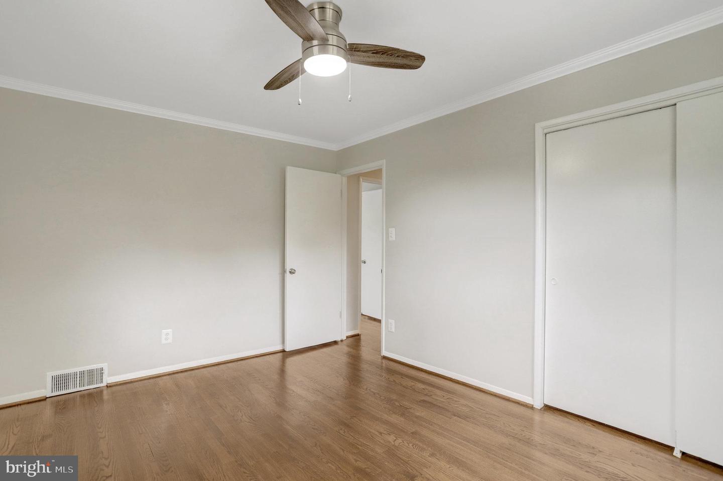 7507 MENDOTA PL, SPRINGFIELD, Virginia 22150, 4 Bedrooms Bedrooms, ,2 BathroomsBathrooms,Residential,For sale,7507 MENDOTA PL,VAFX2241042 MLS # VAFX2241042