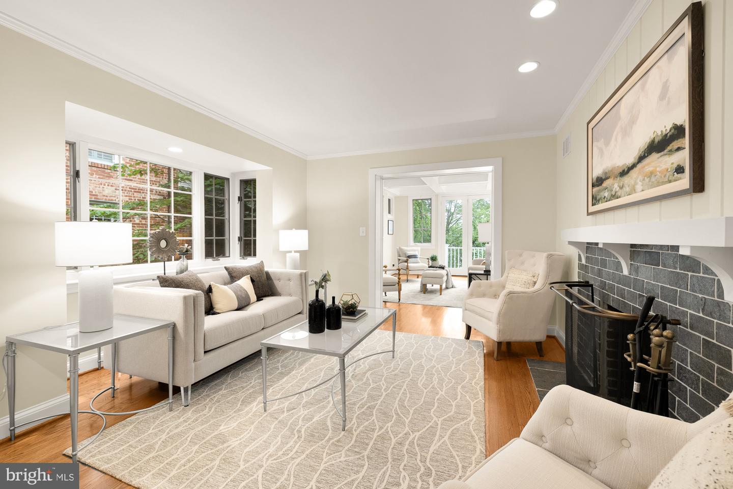 811 26TH PL S, ARLINGTON, Virginia 22202, 4 Bedrooms Bedrooms, ,4 BathroomsBathrooms,Residential,For sale,811 26TH PL S,VAAR2057586 MLS # VAAR2057586