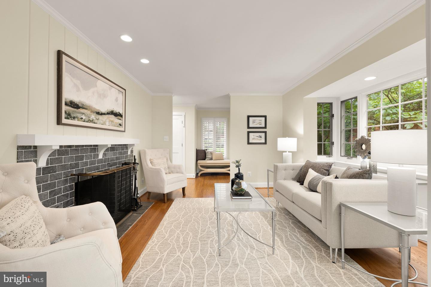 811 26TH PL S, ARLINGTON, Virginia 22202, 4 Bedrooms Bedrooms, ,4 BathroomsBathrooms,Residential,For sale,811 26TH PL S,VAAR2057586 MLS # VAAR2057586