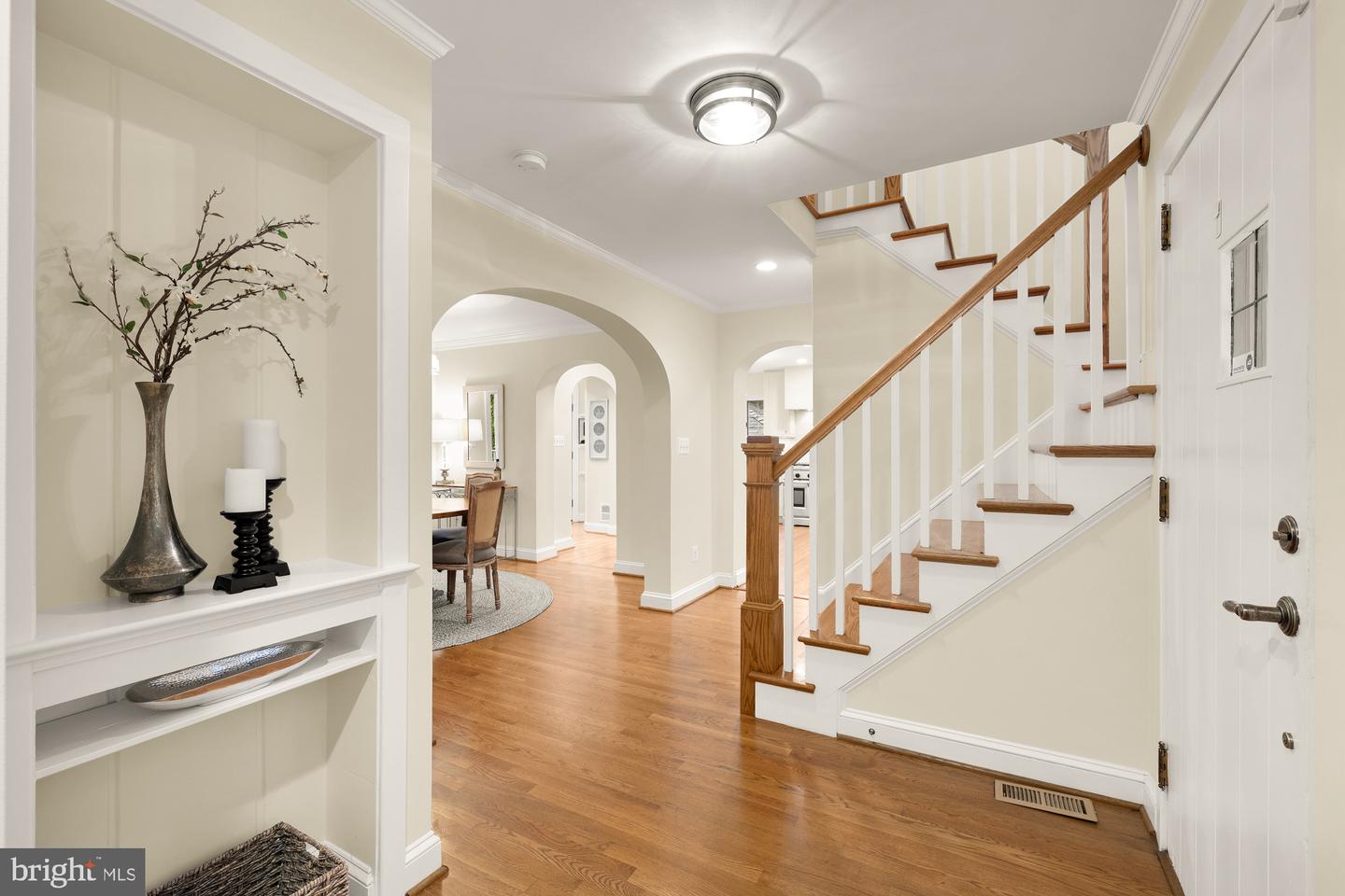 811 26TH PL S, ARLINGTON, Virginia 22202, 4 Bedrooms Bedrooms, ,4 BathroomsBathrooms,Residential,For sale,811 26TH PL S,VAAR2057586 MLS # VAAR2057586