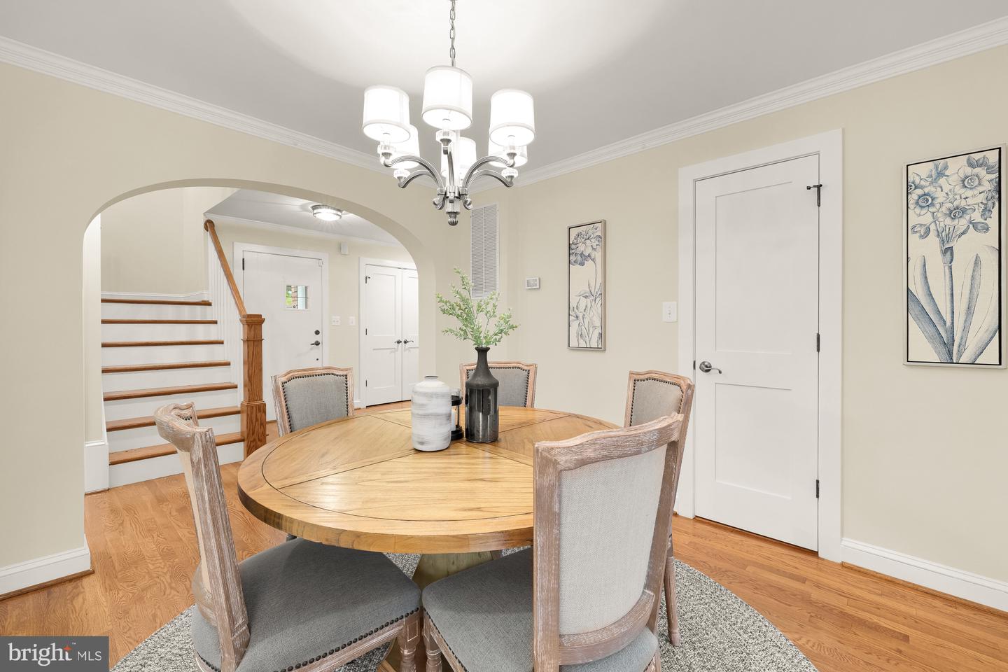 811 26TH PL S, ARLINGTON, Virginia 22202, 4 Bedrooms Bedrooms, ,4 BathroomsBathrooms,Residential,For sale,811 26TH PL S,VAAR2057586 MLS # VAAR2057586