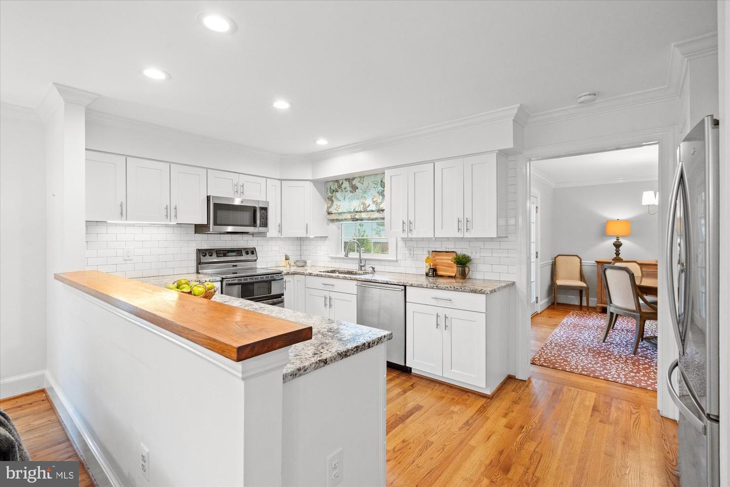7287 EVANS MILL RD, MCLEAN, Virginia 22101, 4 Bedrooms Bedrooms, ,3 BathroomsBathrooms,Residential,For sale,7287 EVANS MILL RD,VAFX2241524 MLS # VAFX2241524