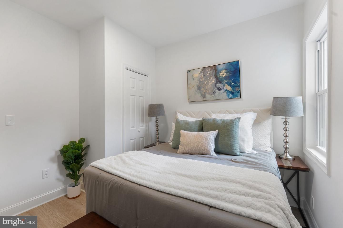 23 WILSON AVE NW, LEESBURG, Virginia 20176, 5 Bedrooms Bedrooms, ,2 BathroomsBathrooms,Residential,For sale,23 WILSON AVE NW,VALO2097354 MLS # VALO2097354